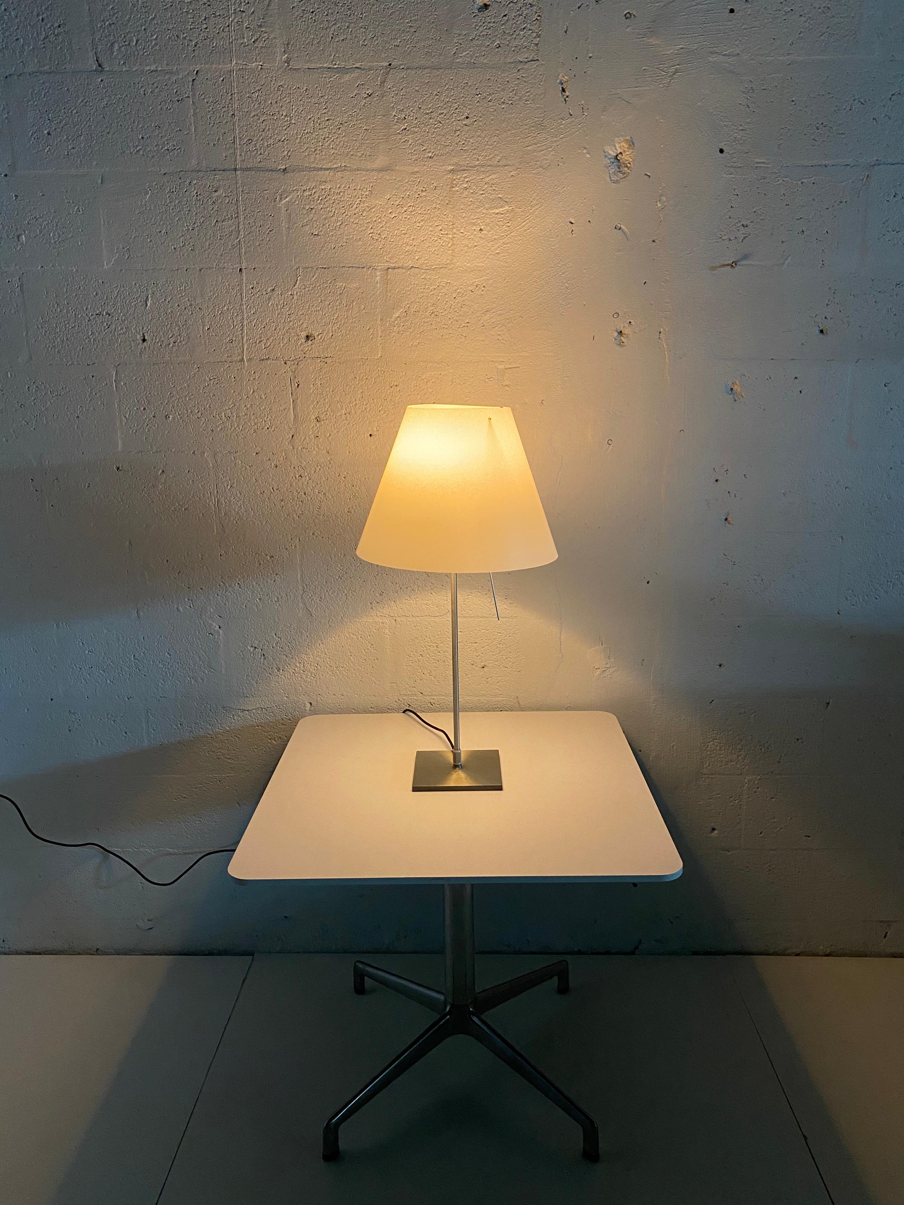 Paolo Rizzatto Costanza D13 Table or Desk Lamp for Luceplan For Sale 3