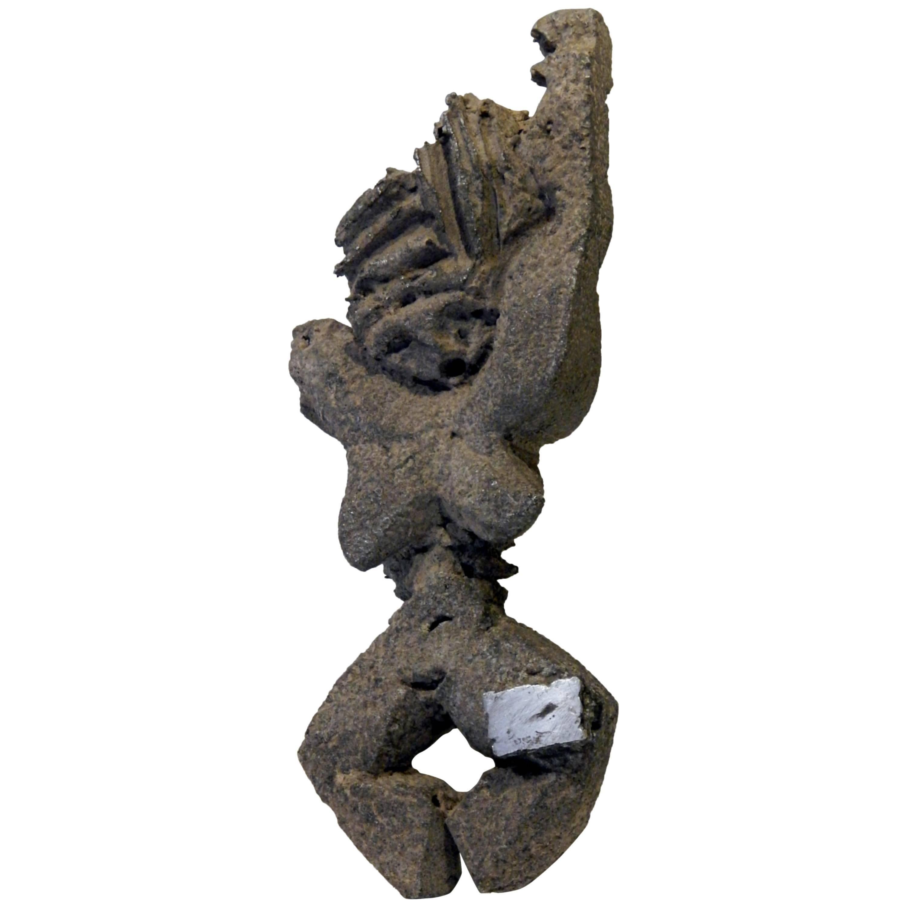 Scultura in alluminio fuso di Paolo Soleri, Forma femminile nuda