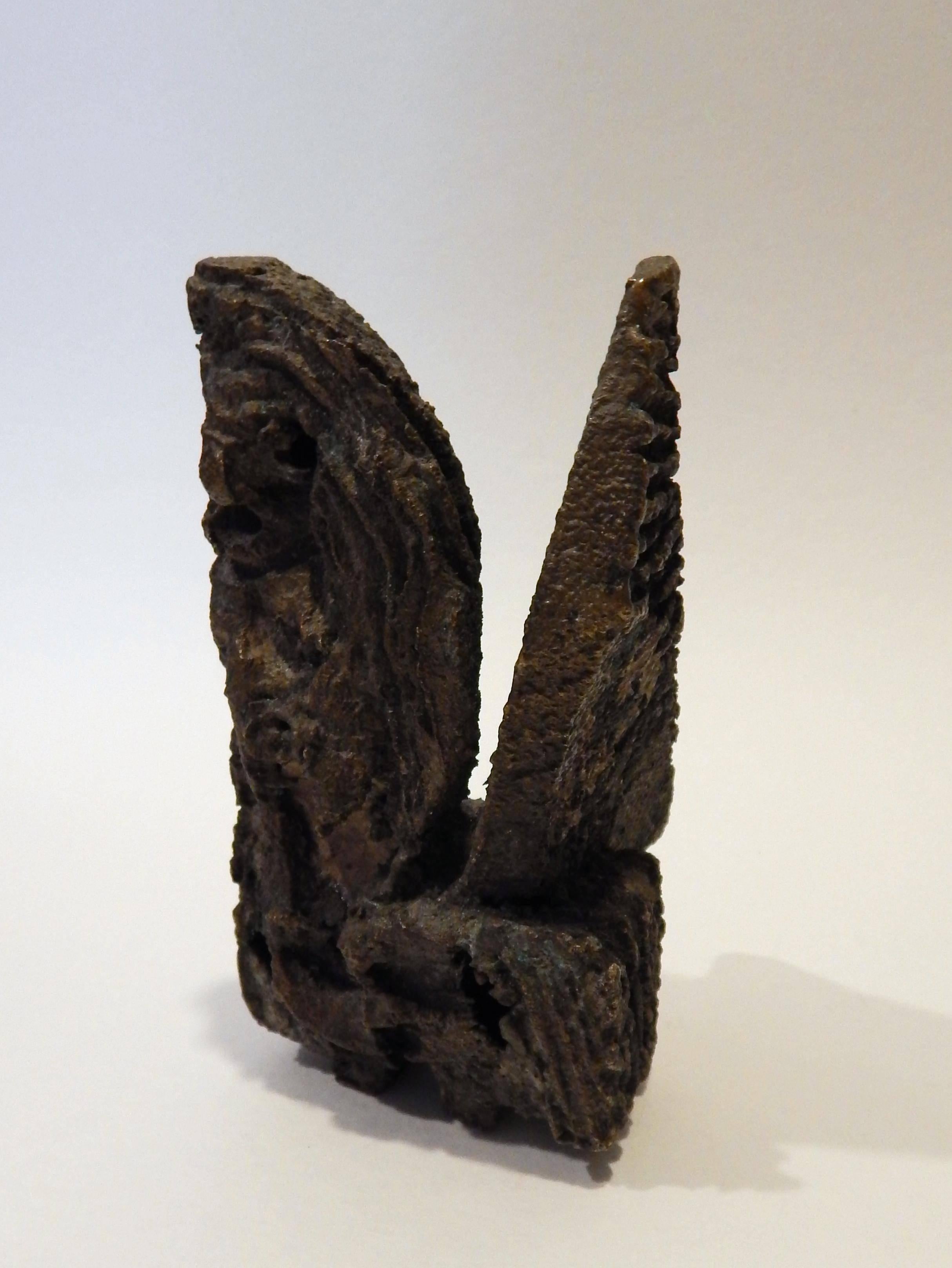Scultura originale in bronzo di Paolo Soleri - Forma di angelo alato in vendita 5