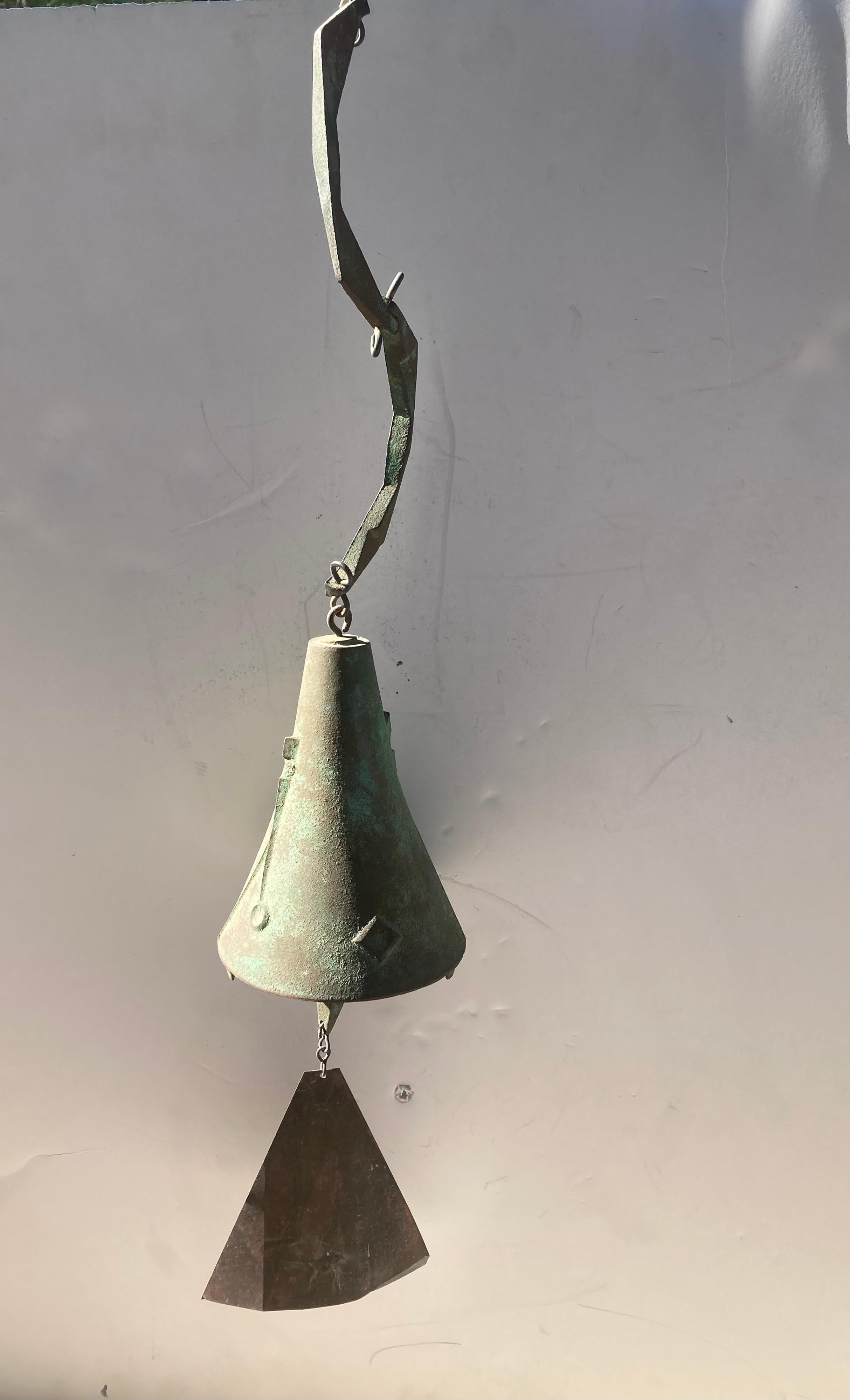 Metalwork Paolo Soleri , brutalist bronze wind chime bell  sculpture , for Arcosanti  . For Sale