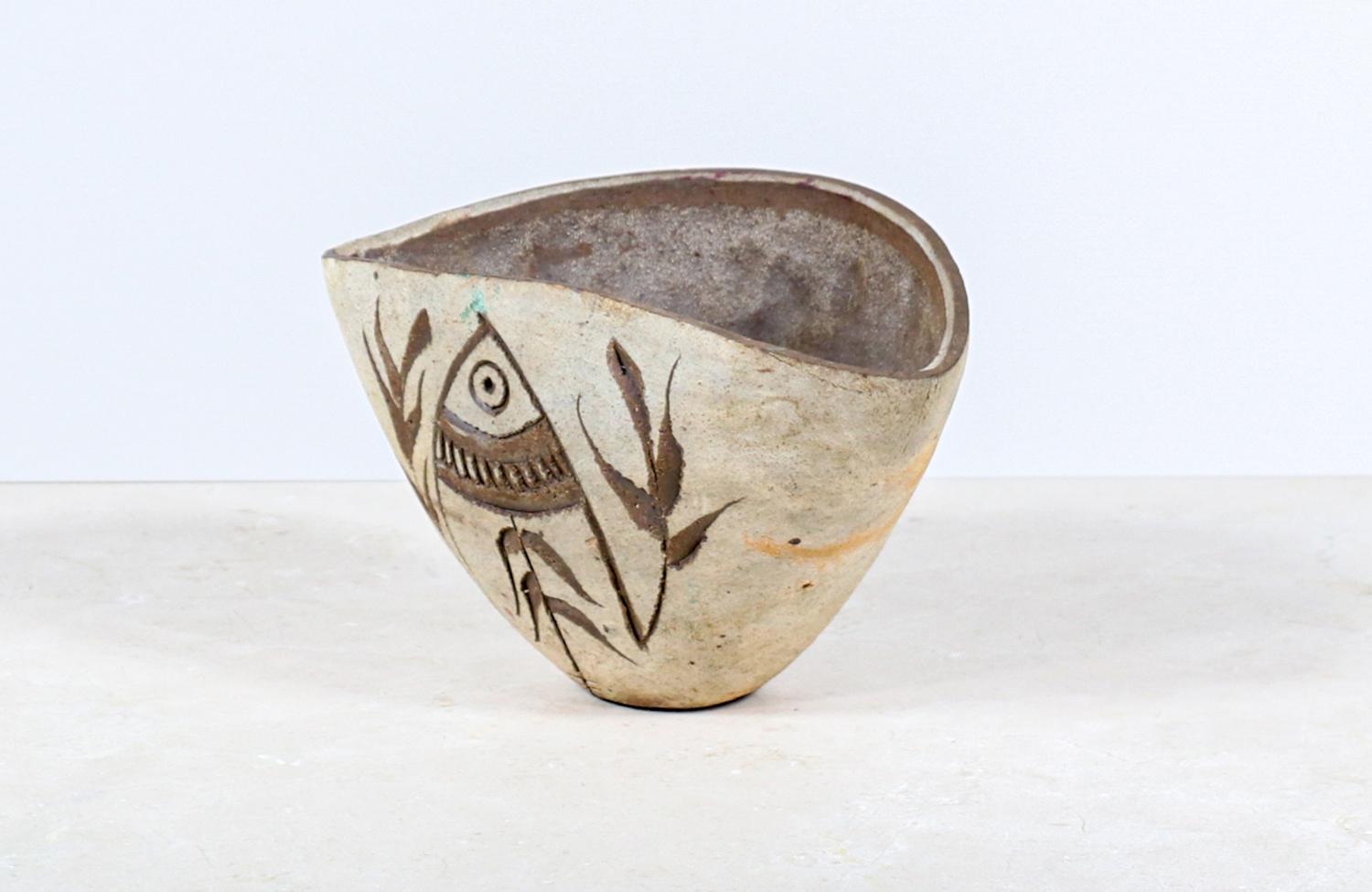 Paolo Soleri Ceramic Pottery Vessel from Arcosanti In Excellent Condition For Sale In Los Angeles, CA
