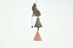 Paolo Soleri "Heulender Wolf" Bronze Windspiel für Arcosanti