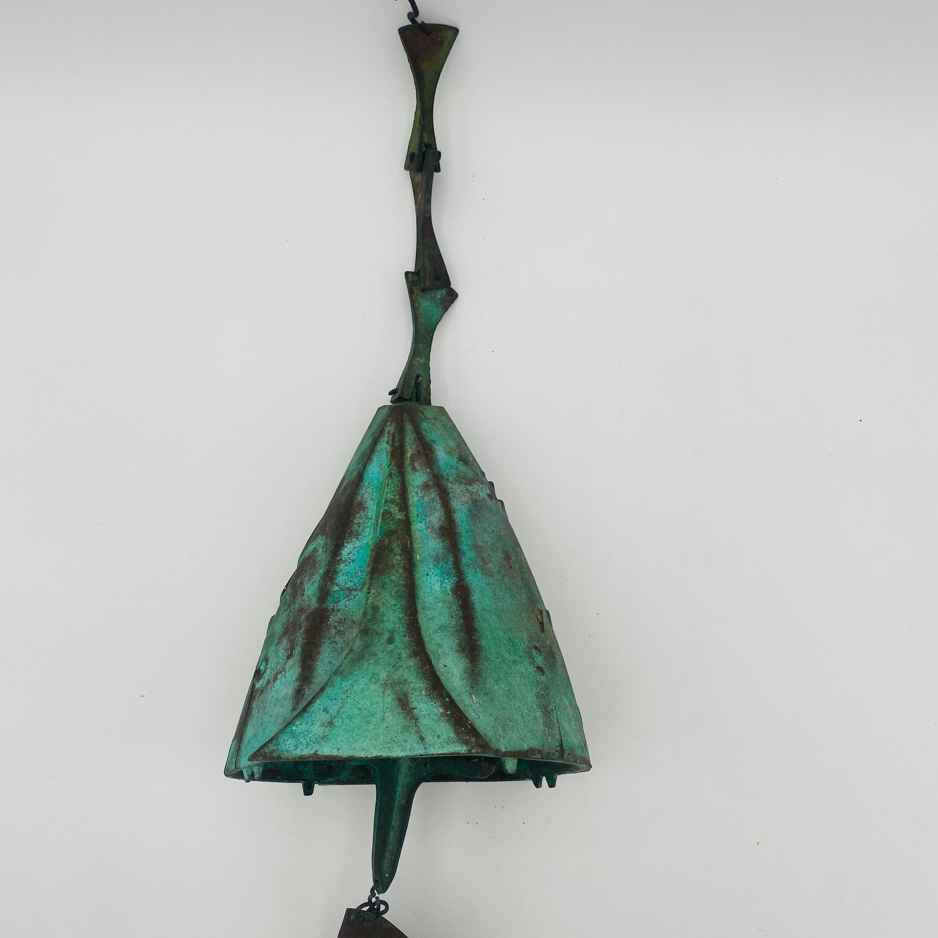 Paolo Soleri Escultura Colgante Campana de Viento de Bronce, Circa 1960s Vaciado en venta