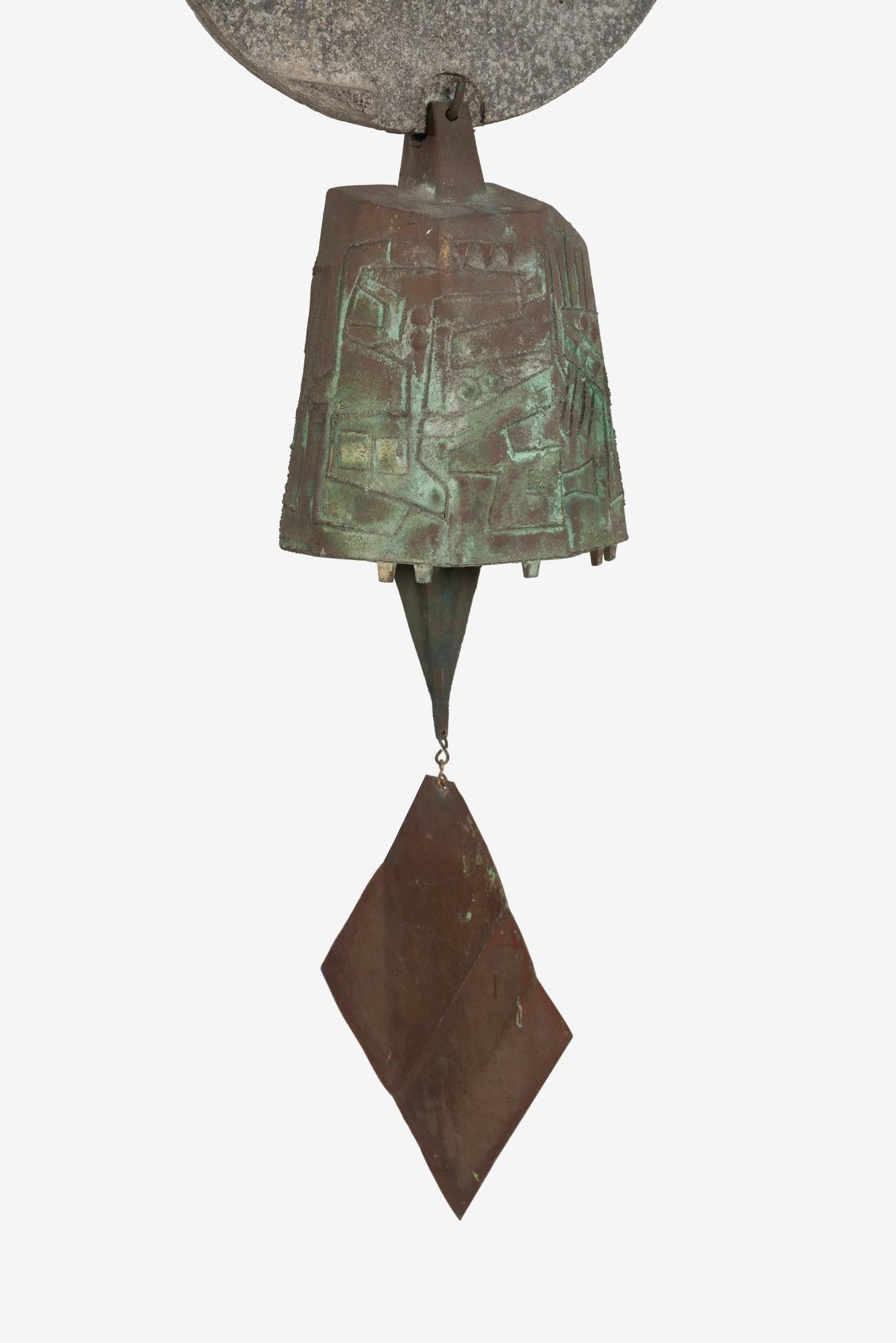 Paolo Soleri Sonderanfertigung Große 55 Zoll Brutalistische Windbell 1975 im Zustand „Gut“ im Angebot in Chicago, IL