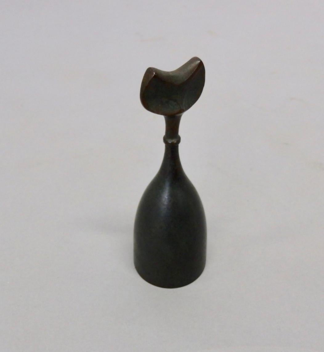 Mid-Century Modern Paolo Soleri Style Bronze Cat Form Dinner Bell For Sale