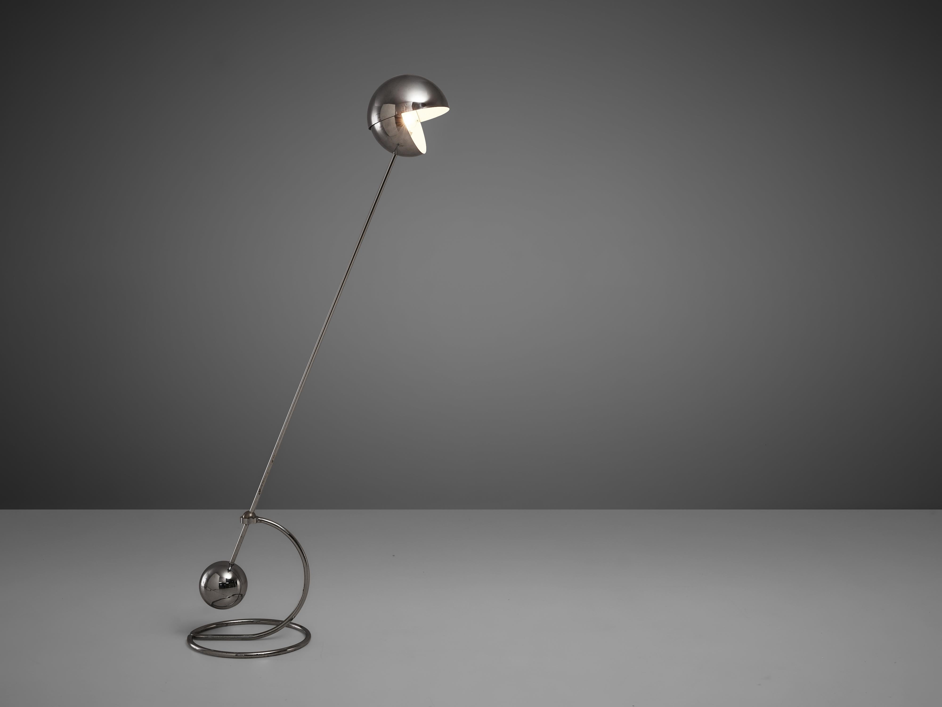 Paolo Tilche for Sirrah, floor lamp model 3S, chrome-plated metal, Italy, 1970s.

Stunning postmodern floor lamp by Italian designer Paolo Tilche. The lamp ‘3S’ relies on the function of a counterweight. A stem with a heavy sphere at the bottom end