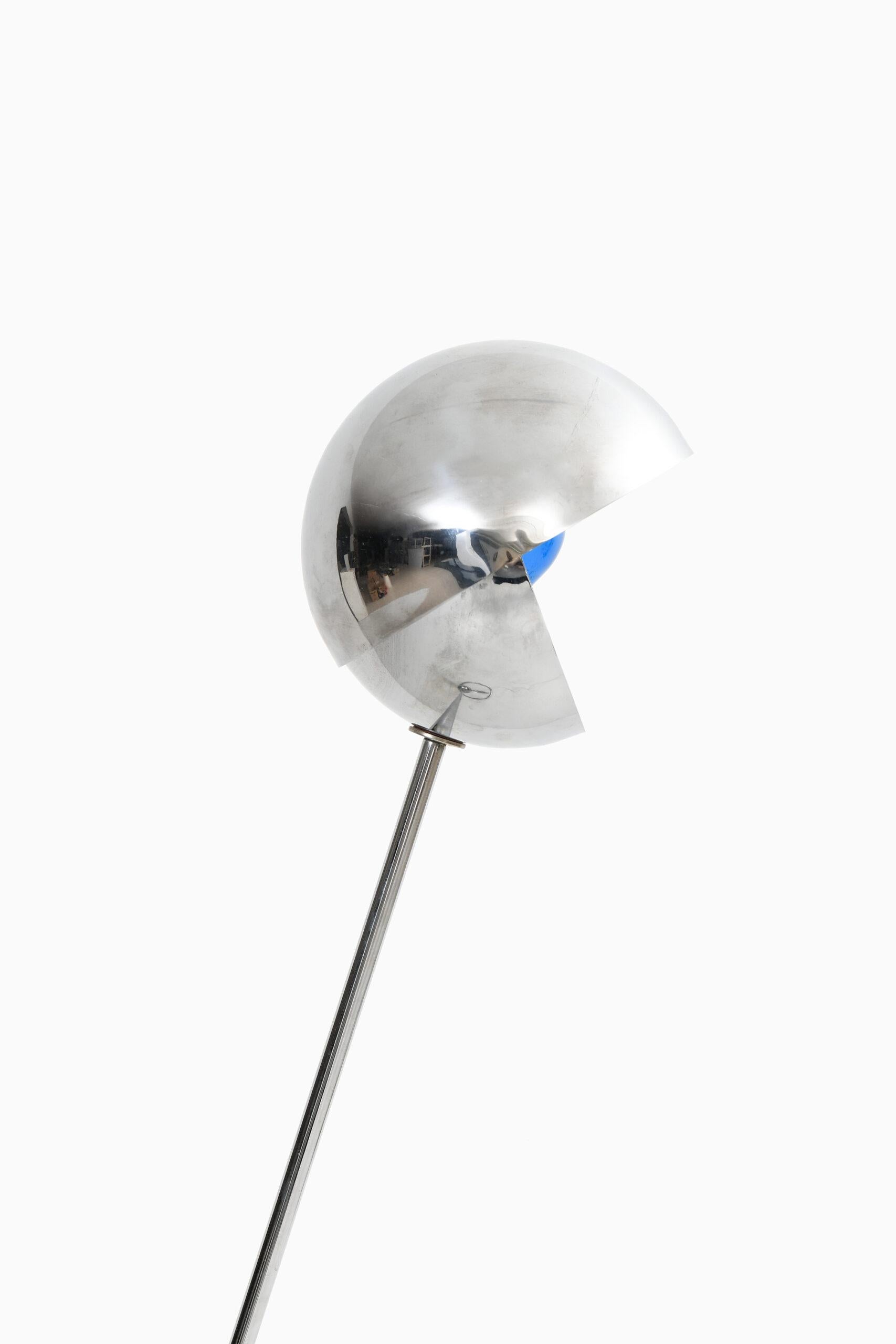 Mid-Century Modern Paolo Tilche Floor Lamp Model S3 Produced by Sirrah in Bologna, Italy For Sale
