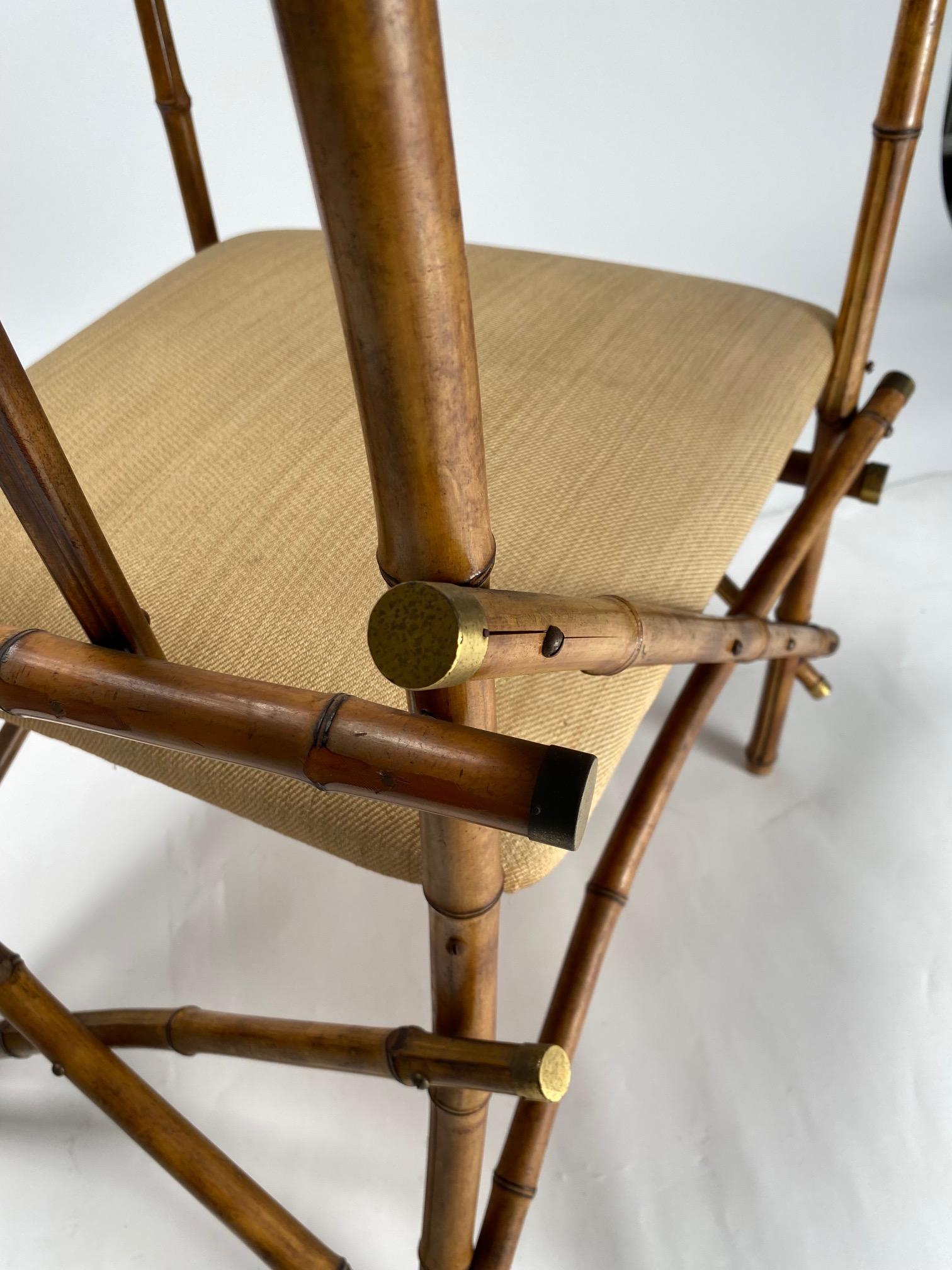 Paire de fauteuils et table basse Paolo Traversi, bambou et laiton, Italie en vente 2