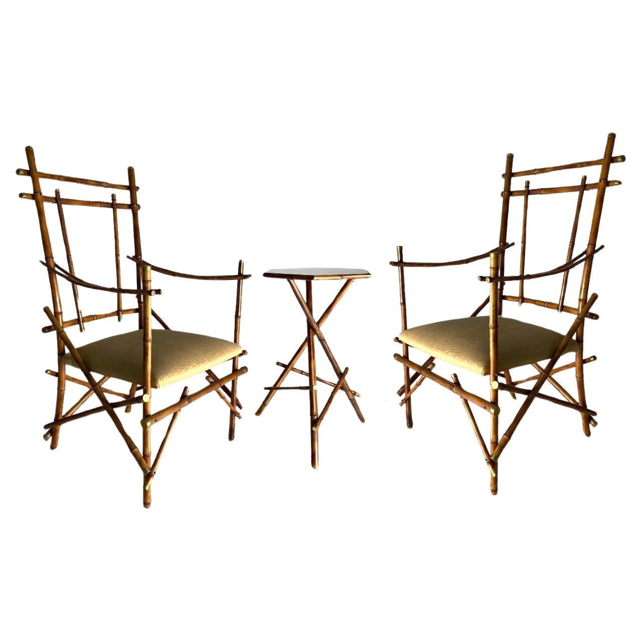 Paire de fauteuils et table basse Paolo Traversi, bambou et laiton, Italie en vente