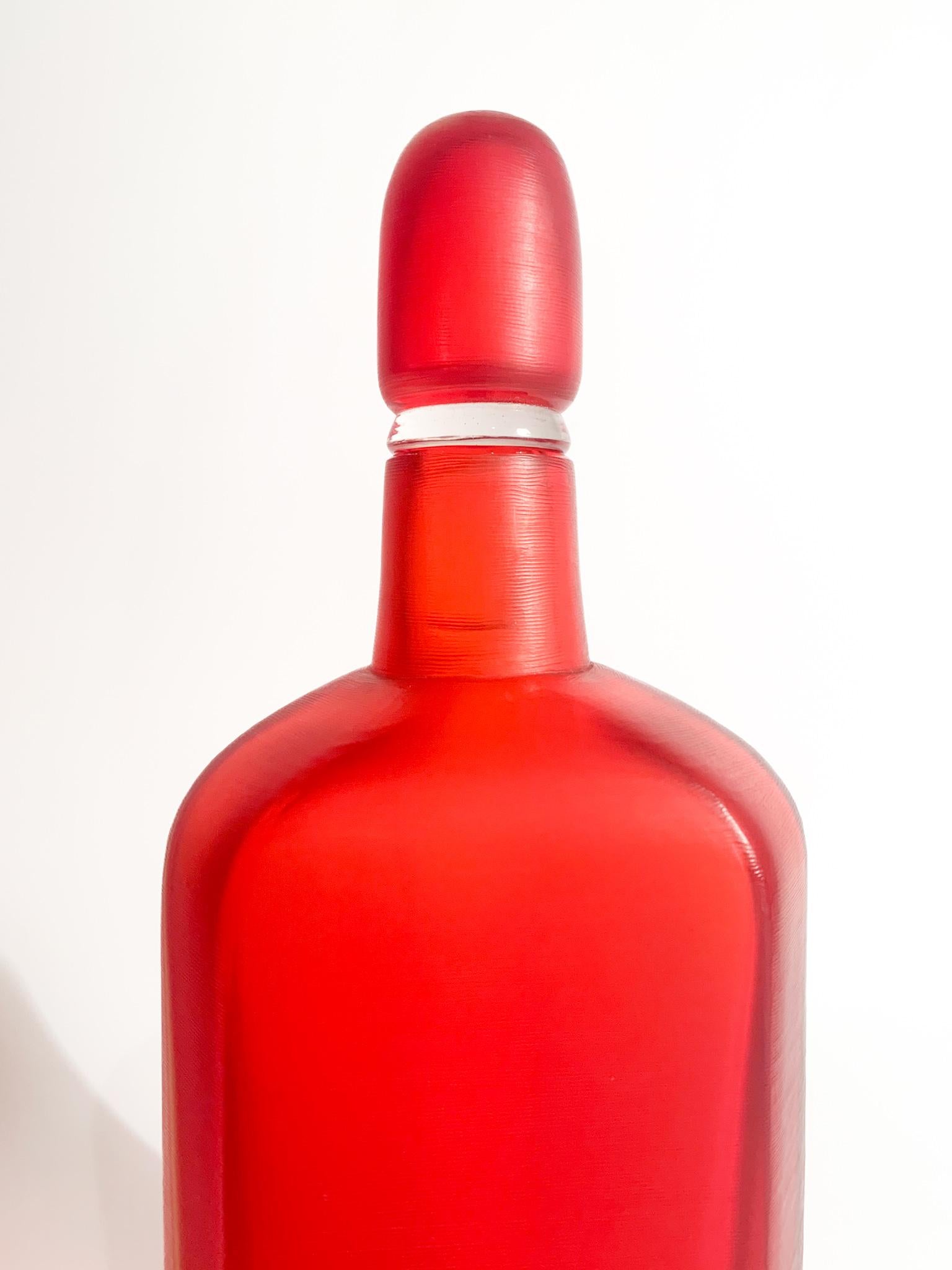 Paolo Venini Gravierte Murano Glasflasche von 2004 im Angebot 1