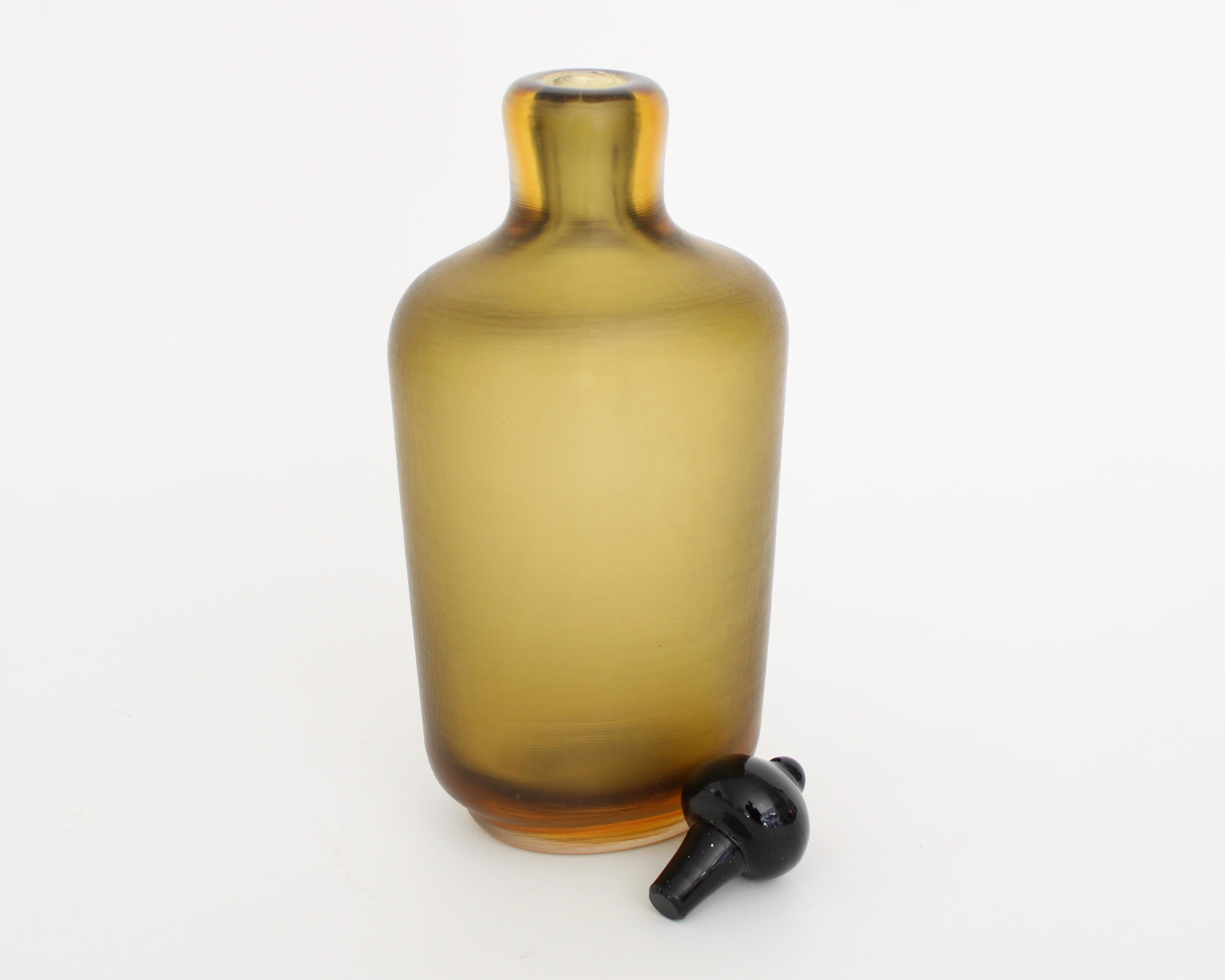 Paolo Venini for Venini Inciso Murano Amber Glass Italian Bottle 2