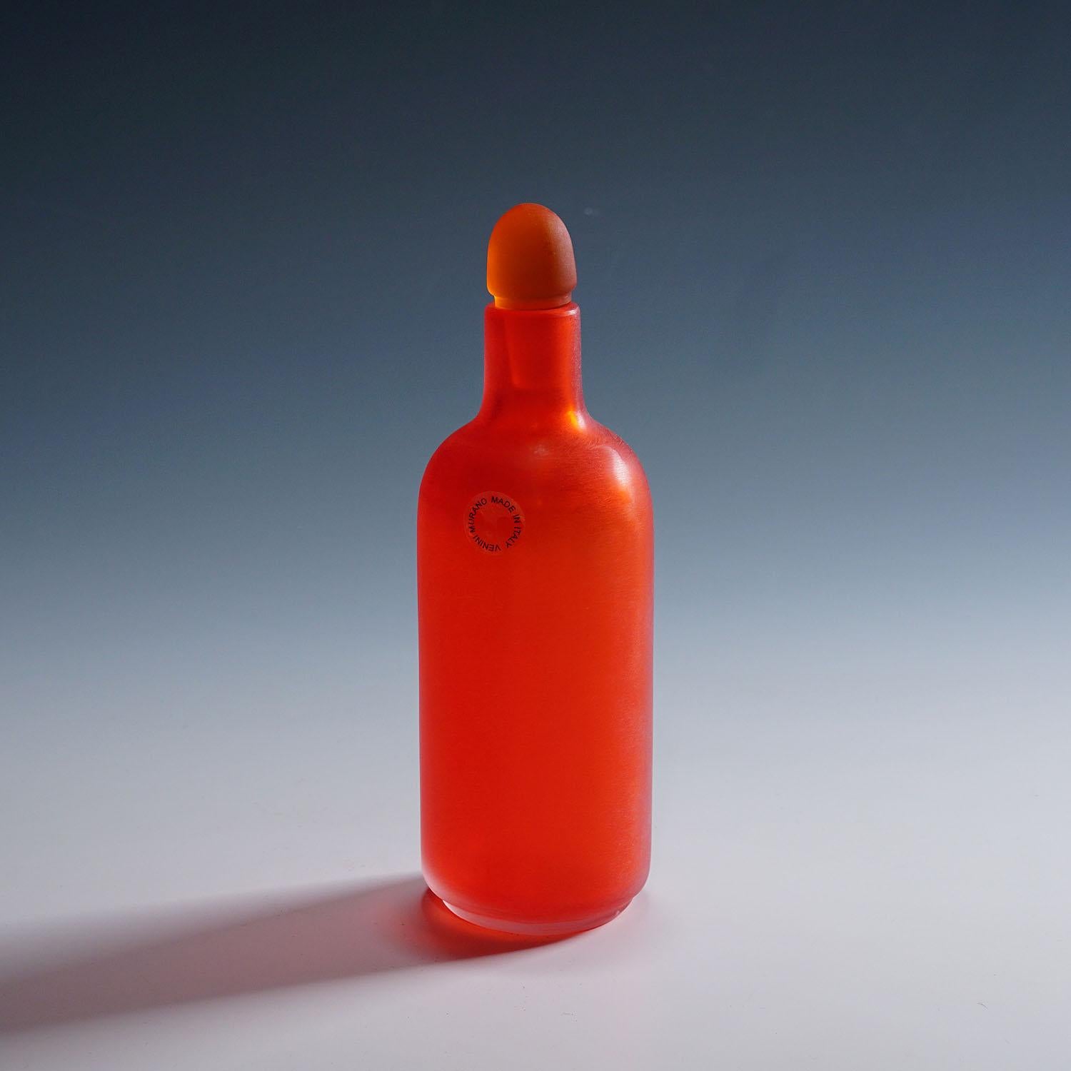 Paolo Venini Inciso-Glasflasche, hergestellt von Venini, 1990er Jahre

Vintage-Glasflasche 