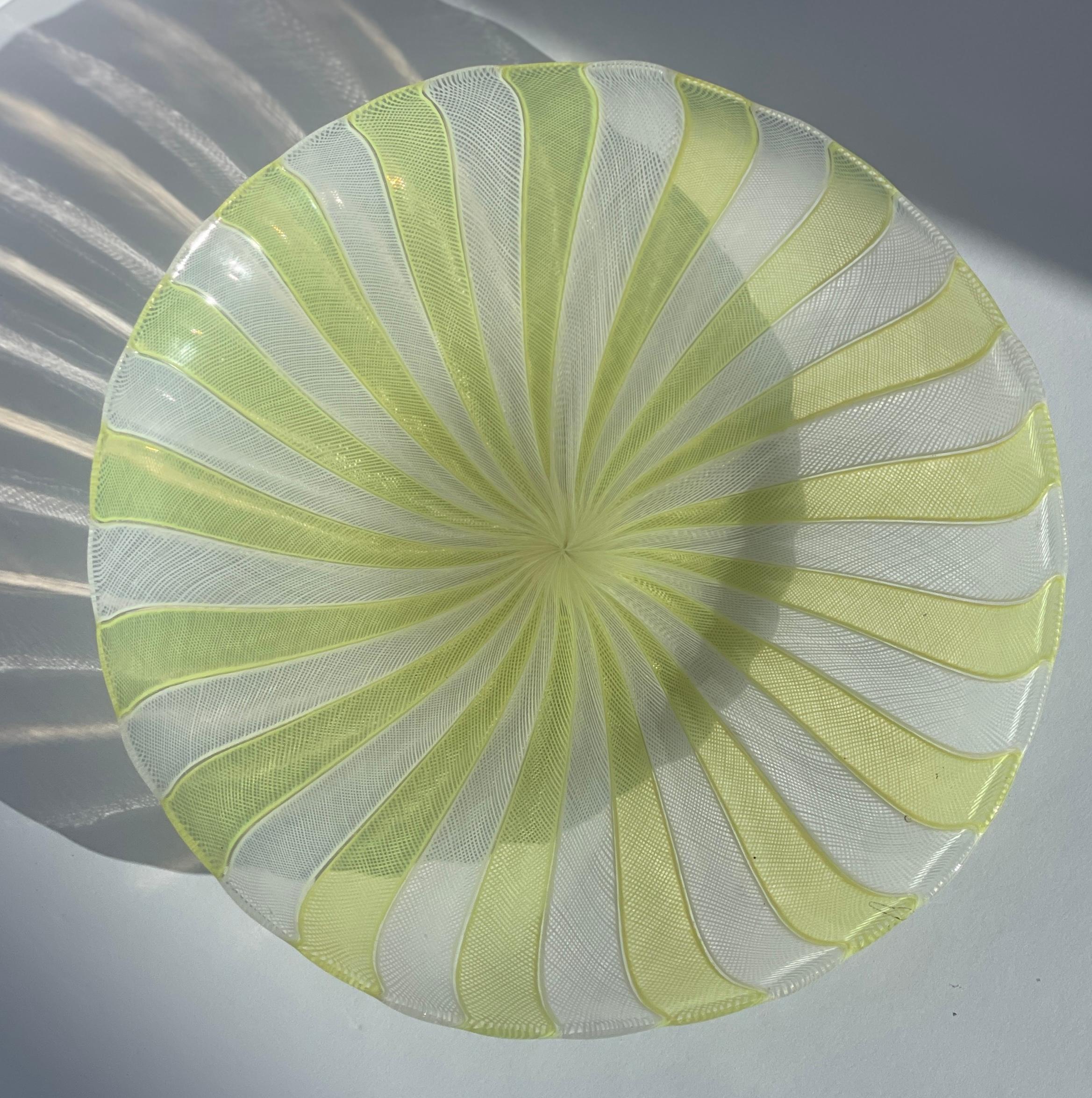 Paolo Venini Latticino Zanfirico Glass Bowl Plate Yellow White Uranium Murano For Sale 2