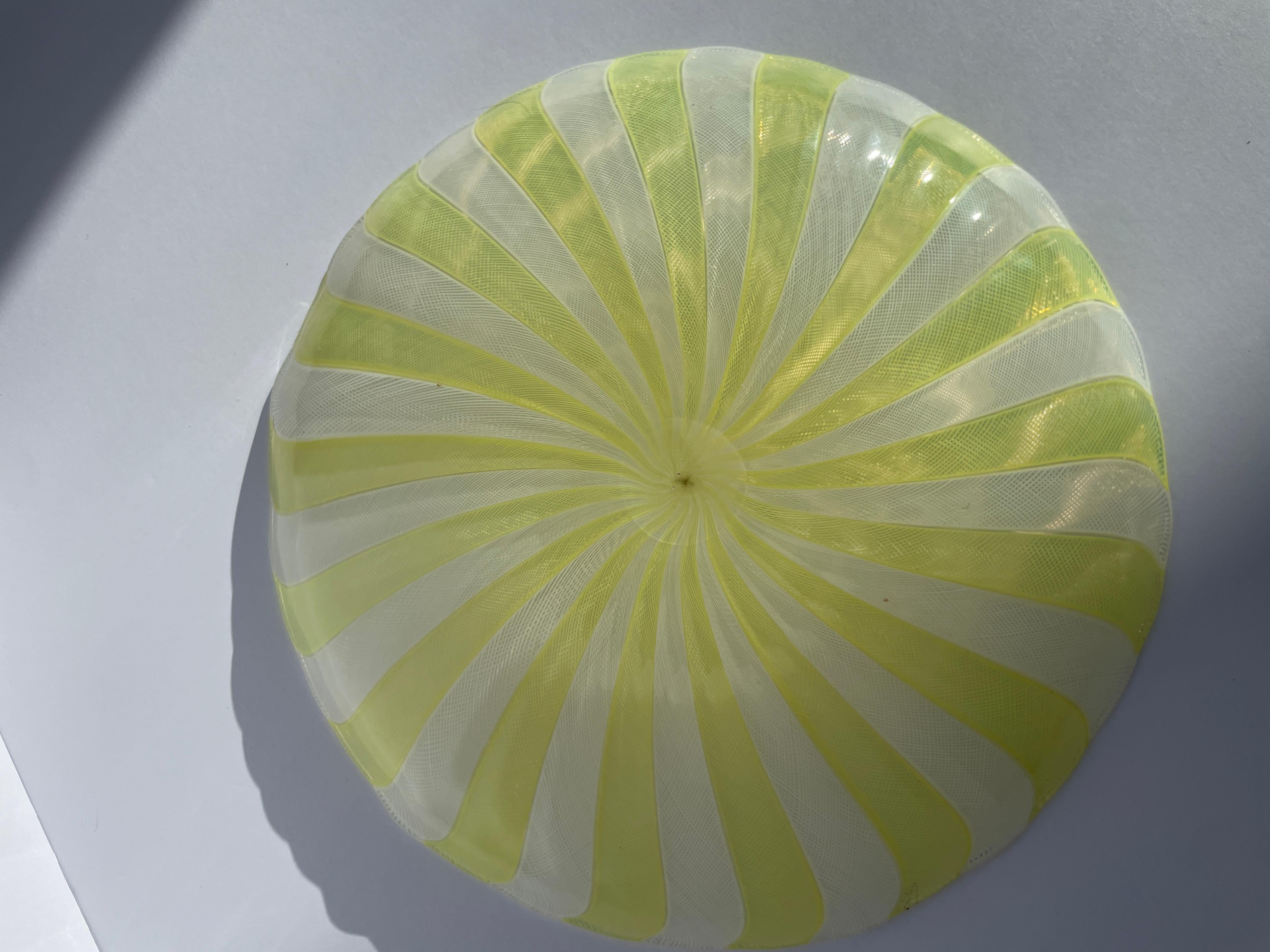 Paolo Venini Latticino Zanfirico Glass Bowl Plate Yellow White Uranium Murano For Sale 5