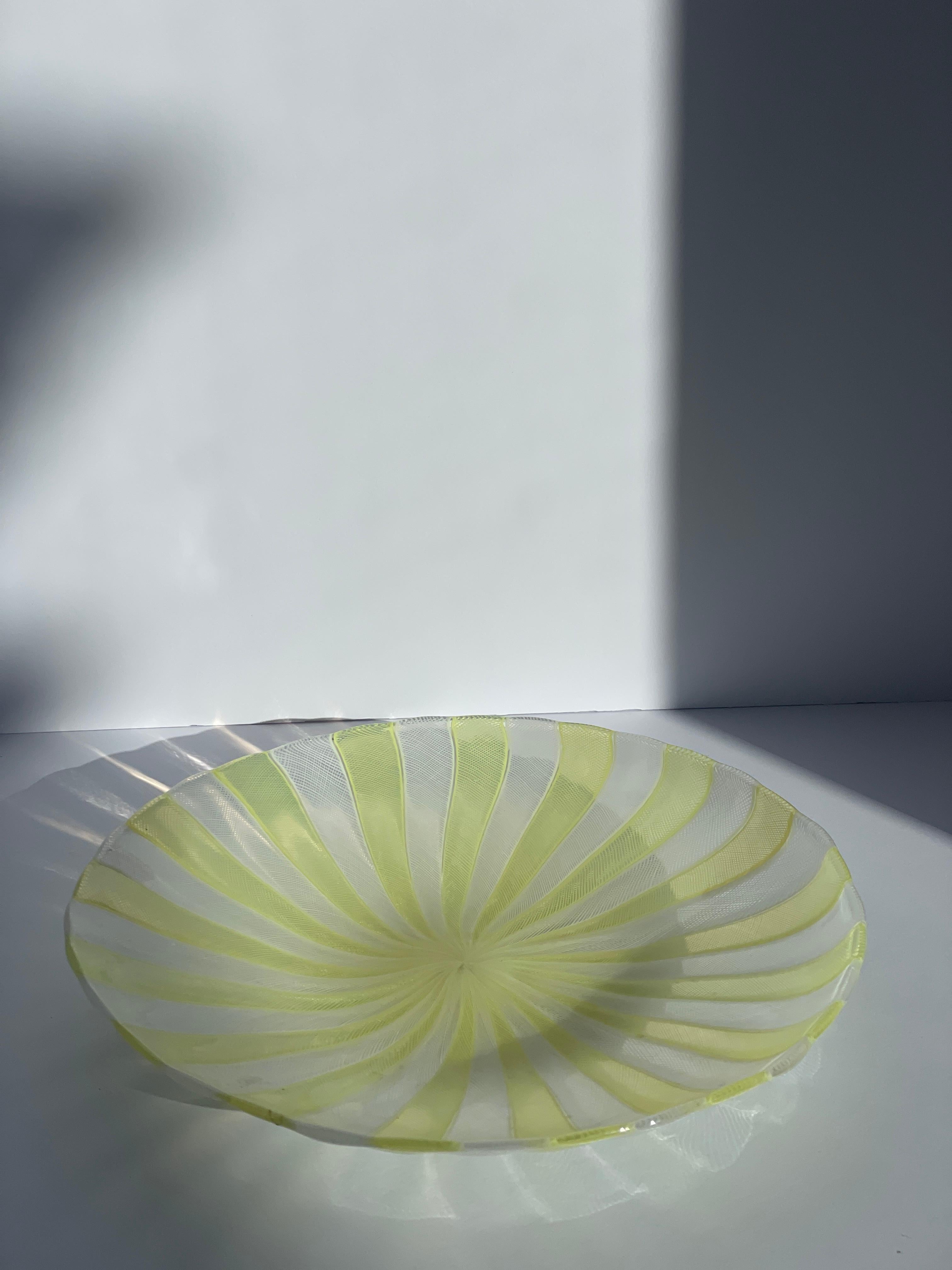 Paolo Venini Latticino Zanfirico Glass Bowl Plate Yellow White Uranium Murano For Sale 8