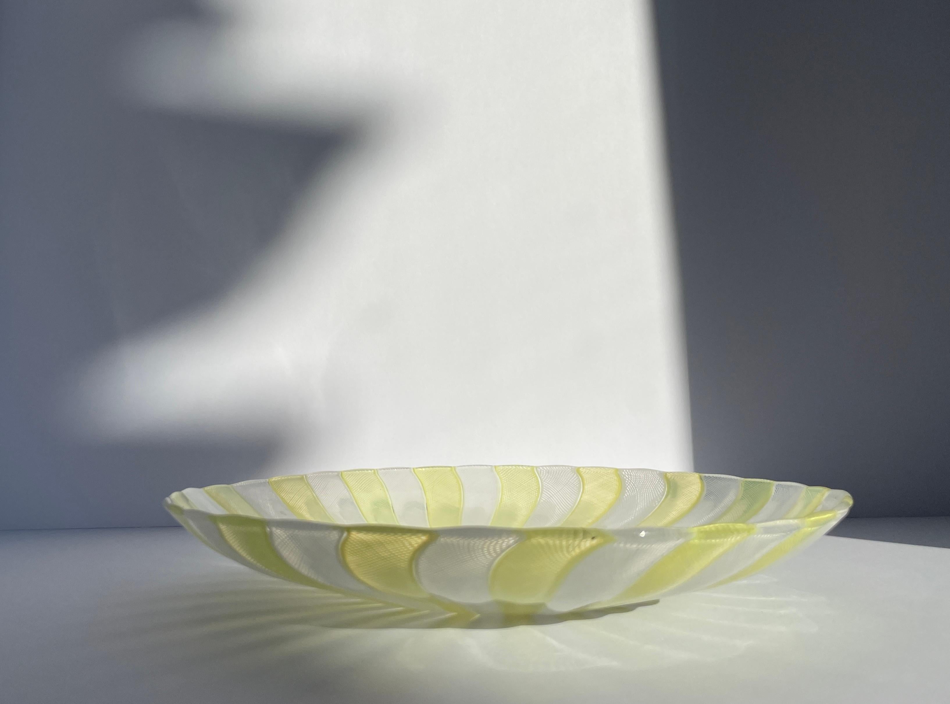Paolo Venini Latticino Zanfirico Glass Bowl Plate Yellow White Uranium Murano For Sale 9