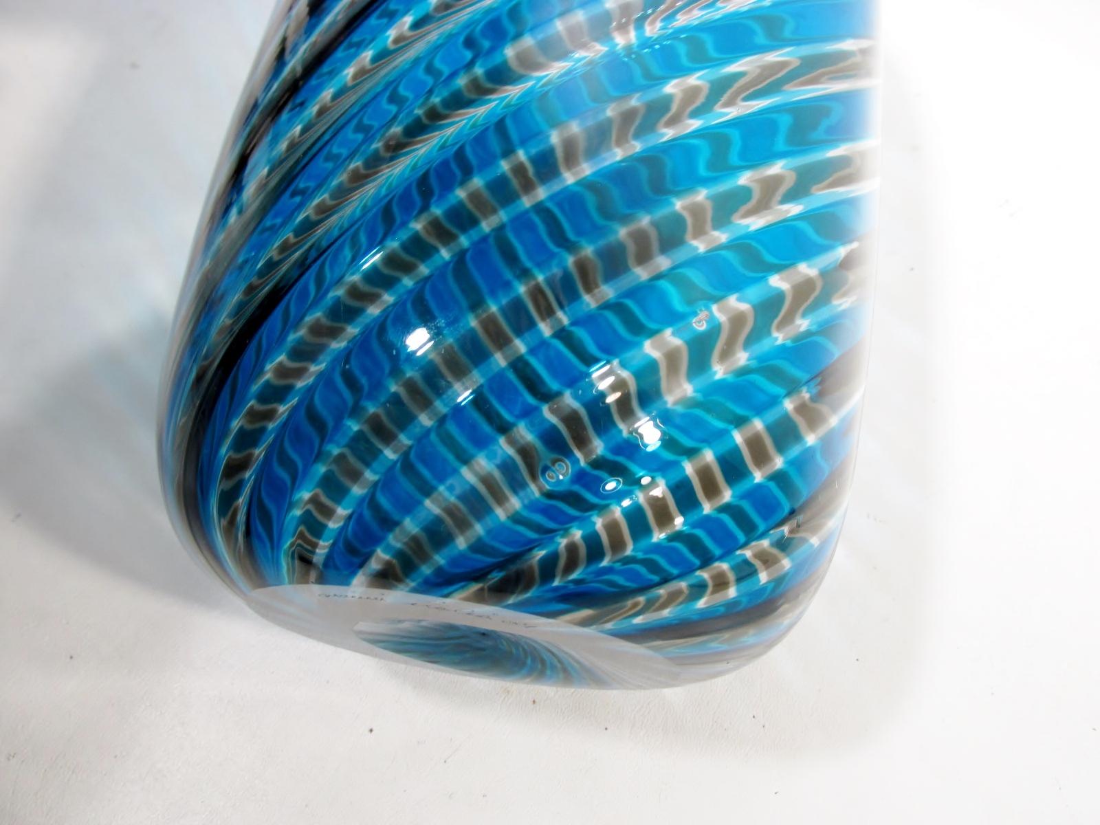 Paolo Venini Midcentury a Canna Swirl Vase Italian Venetian Murano Glass For Sale 4