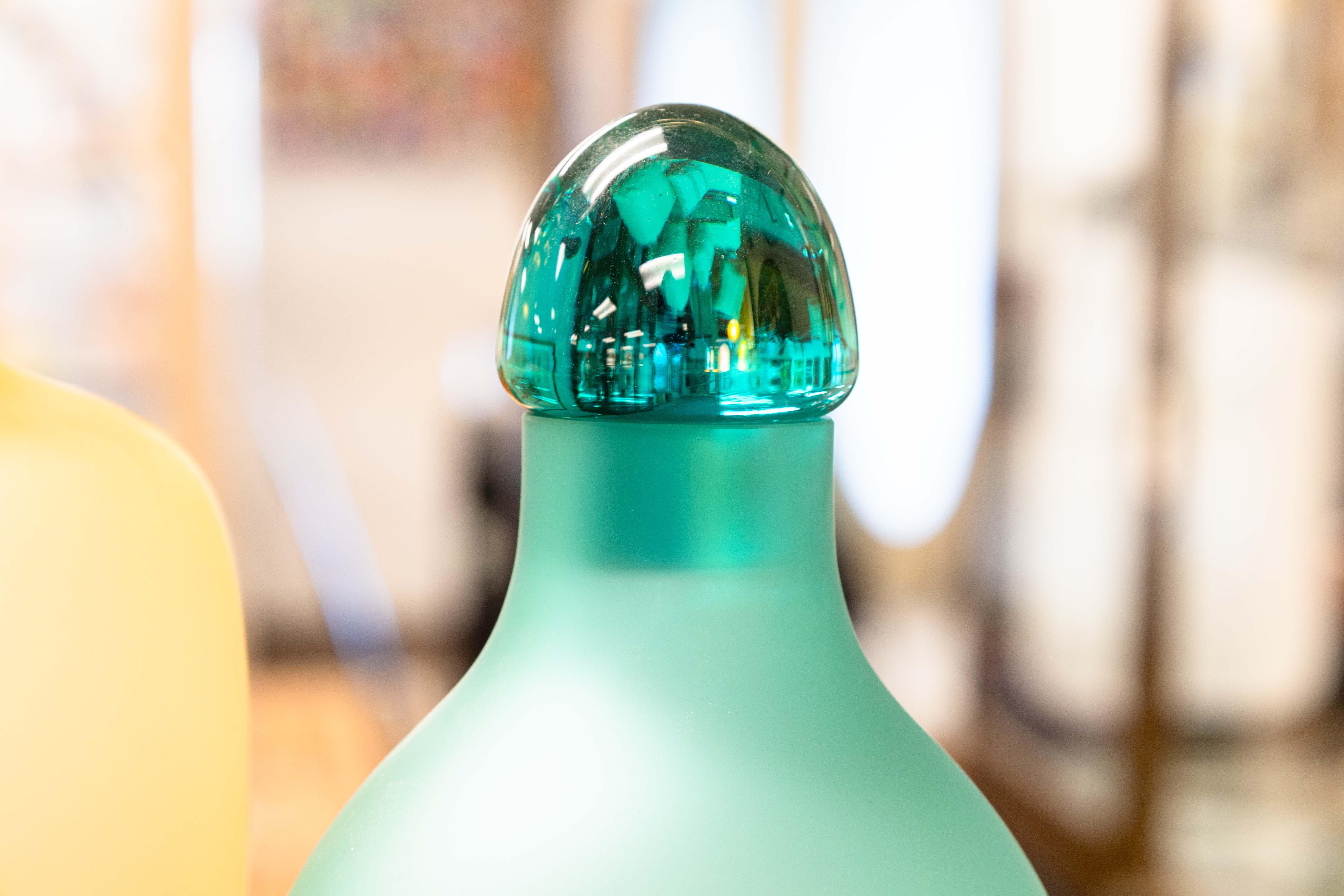 Paolo Venini Sommerso Inciso Set di 3 decanter in vetro Studio A postmoderno in vendita 1