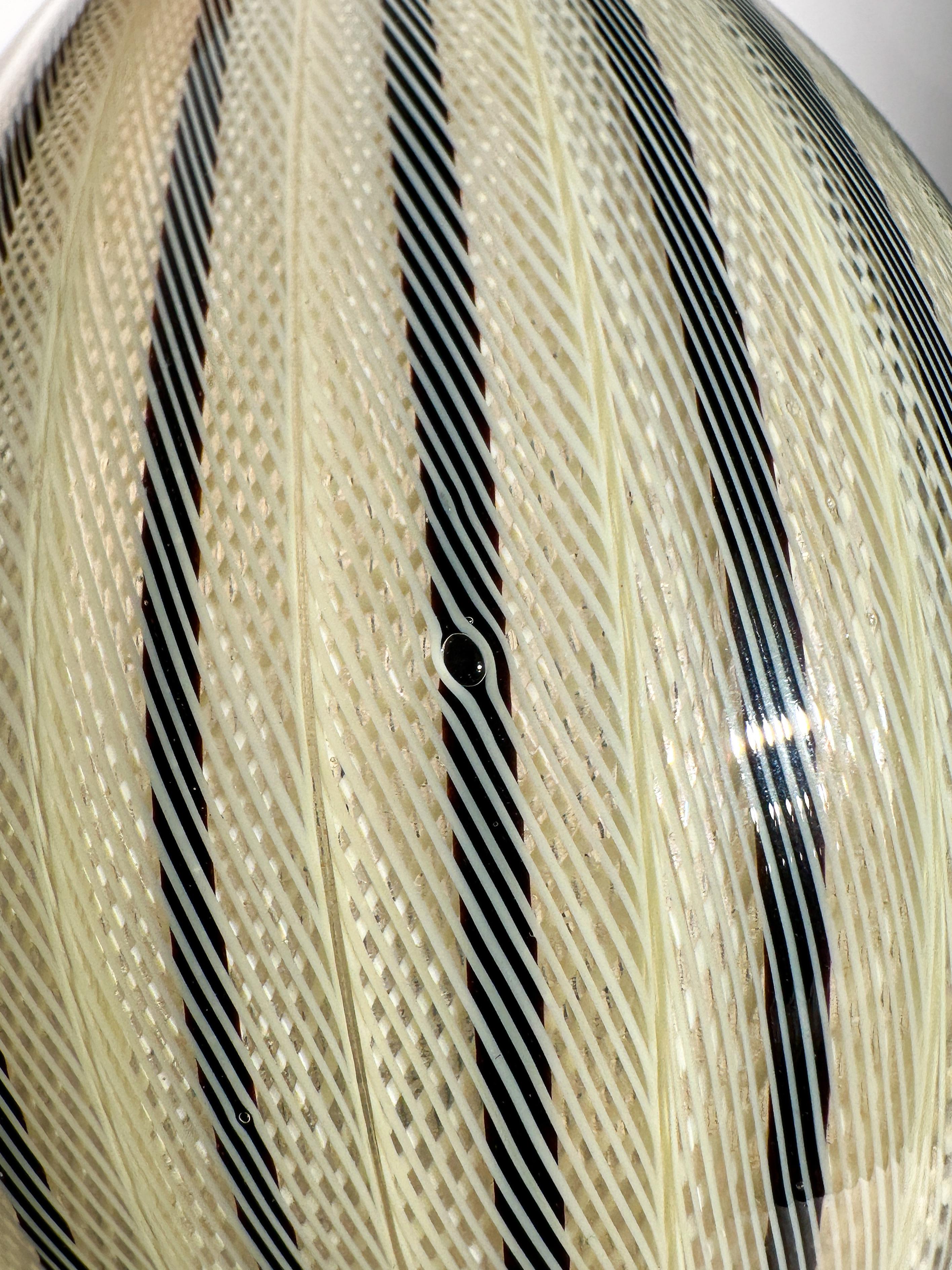 Vase Paolo Venini Vase en verre Murano Zanfirico Italie années 1950 en vente 6