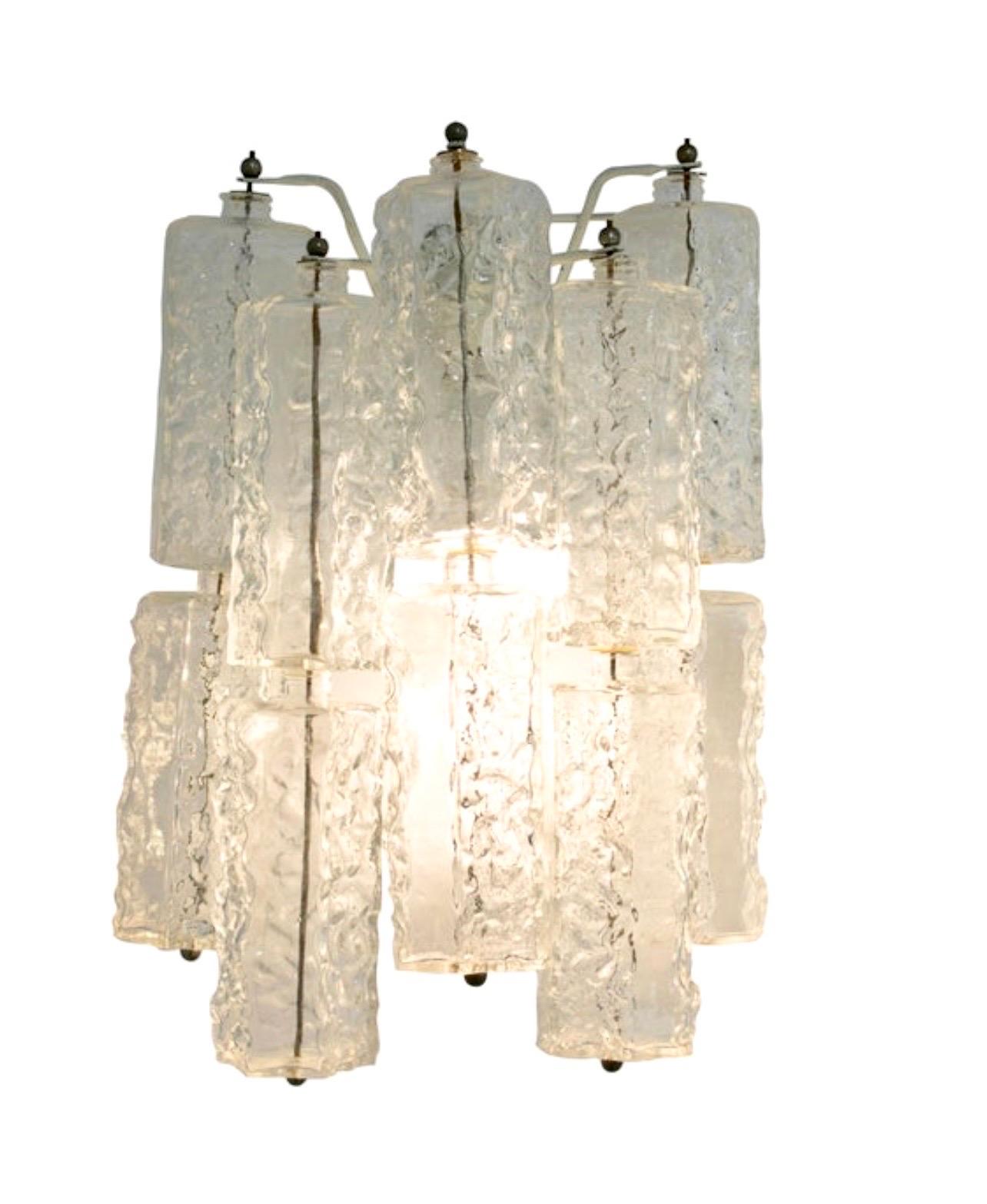 Mid-Century moderno Paolo Venini Venini illuminazione da parete Vetro di Murano con struttura in metallo, Italia 1960 in vendita