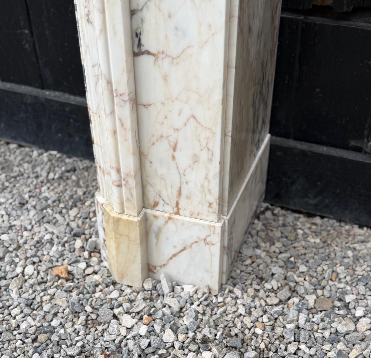 Paonazzo marble fireplace, circa 1900
hearth dimensions: 94,5 x 107cm