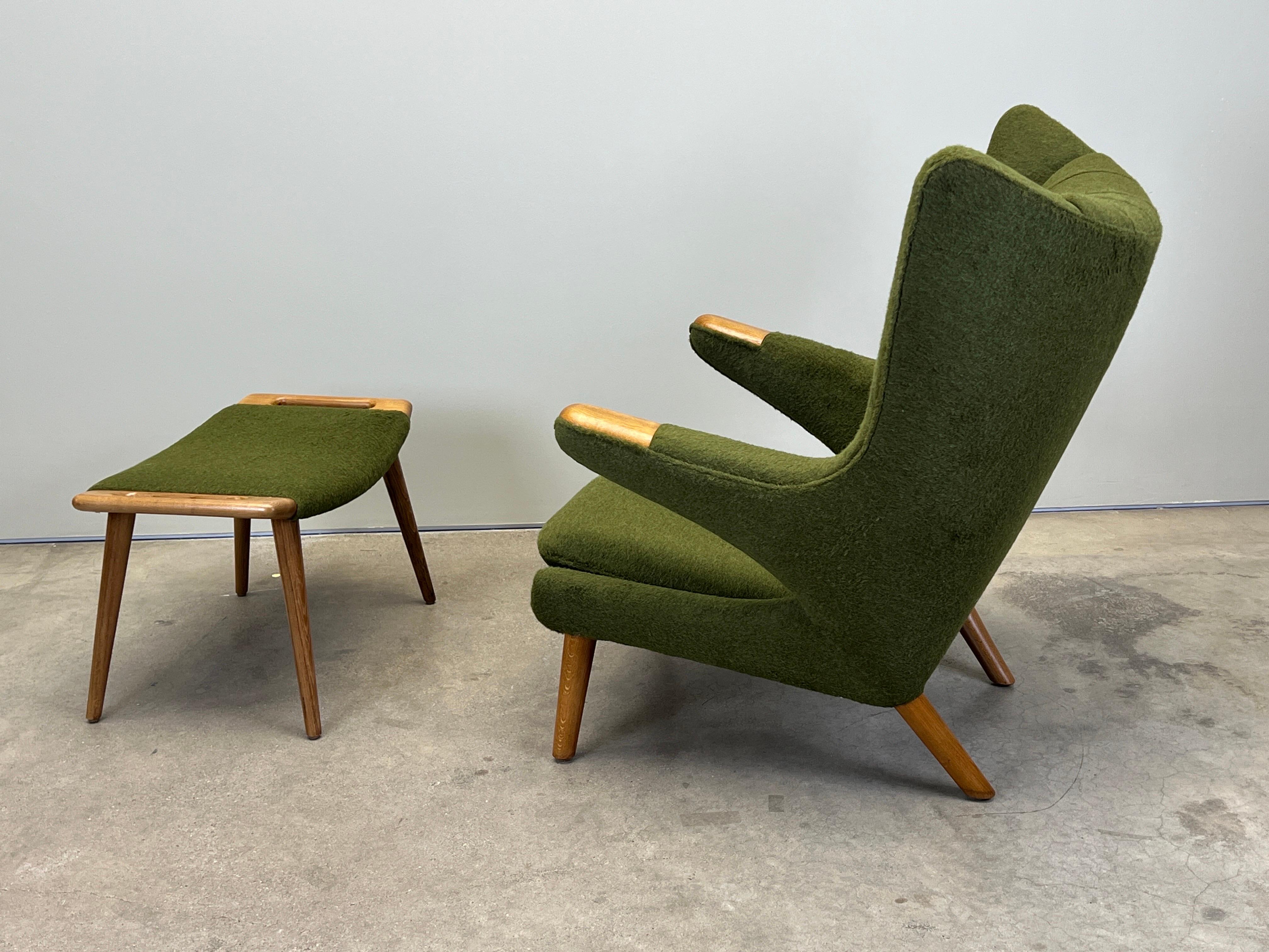 Papa Bear Chair and Ottoman by Hans Wegner for A.P Stolen For Sale 7