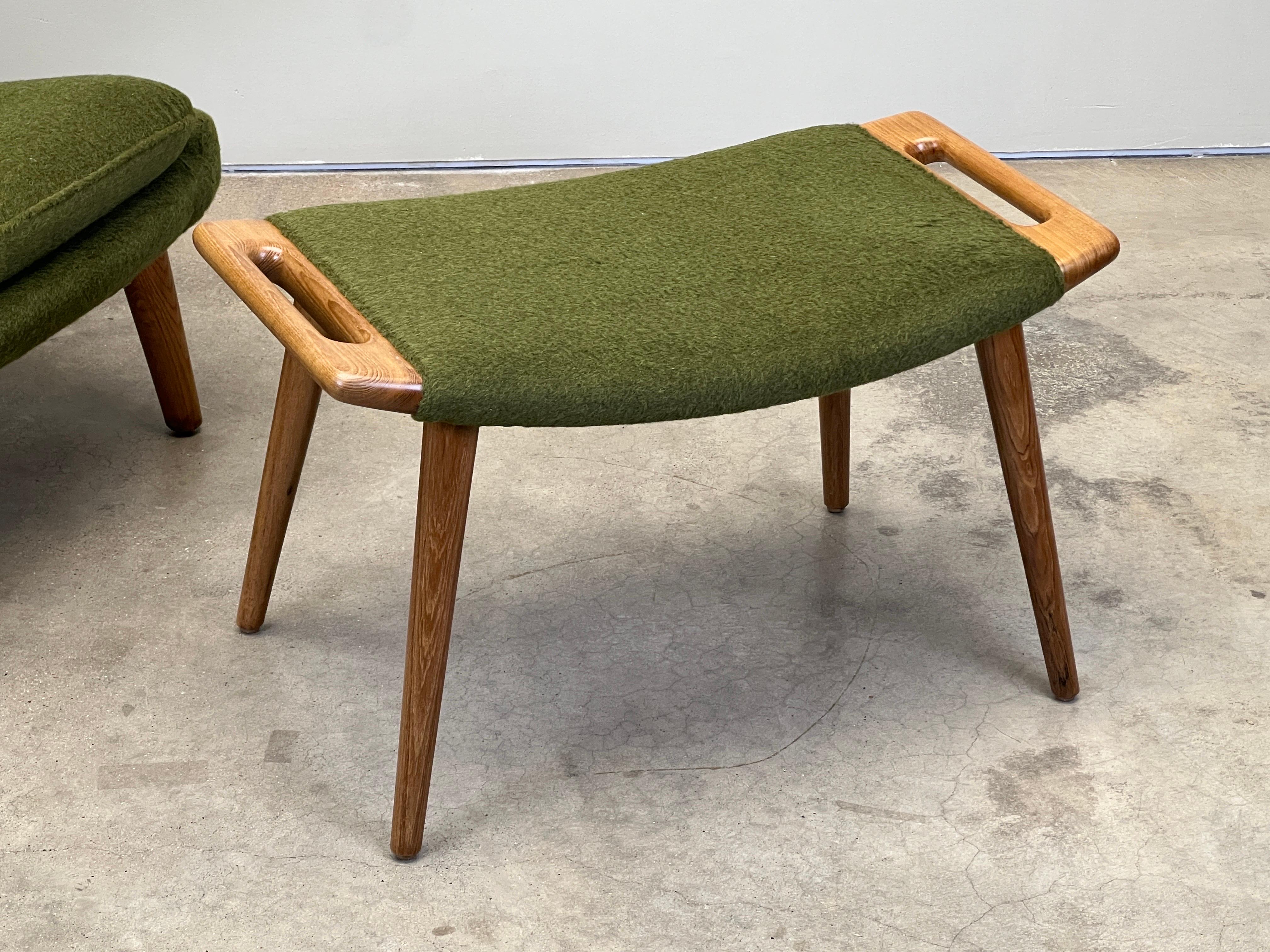 Papa Bear Chair and Ottoman by Hans Wegner for A.P Stolen For Sale 8