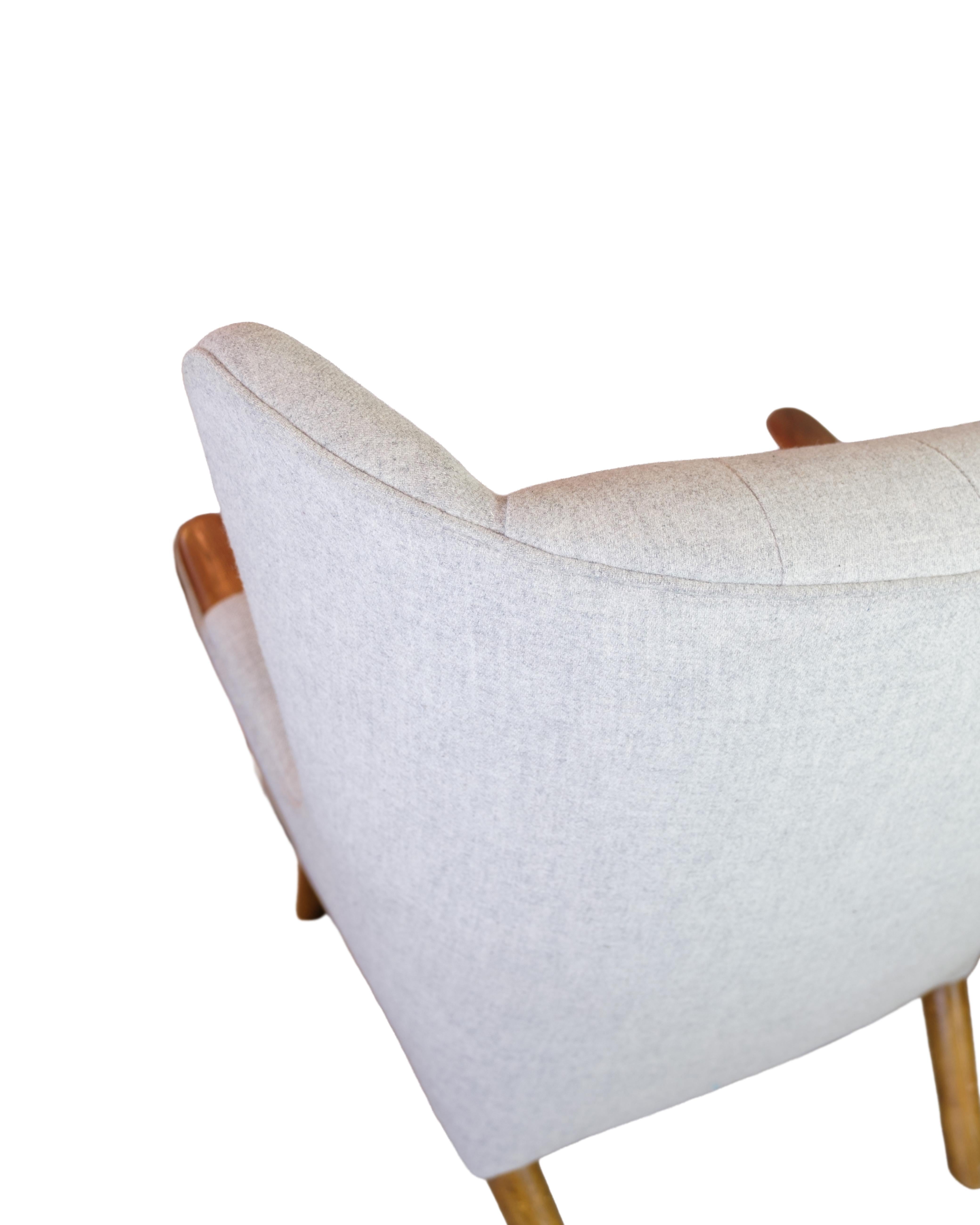 Papa Bär Stuhl Model No. 19 In Grau Hallingdal Mit Teak Nägel Von Hans J. Wegner im Angebot 6