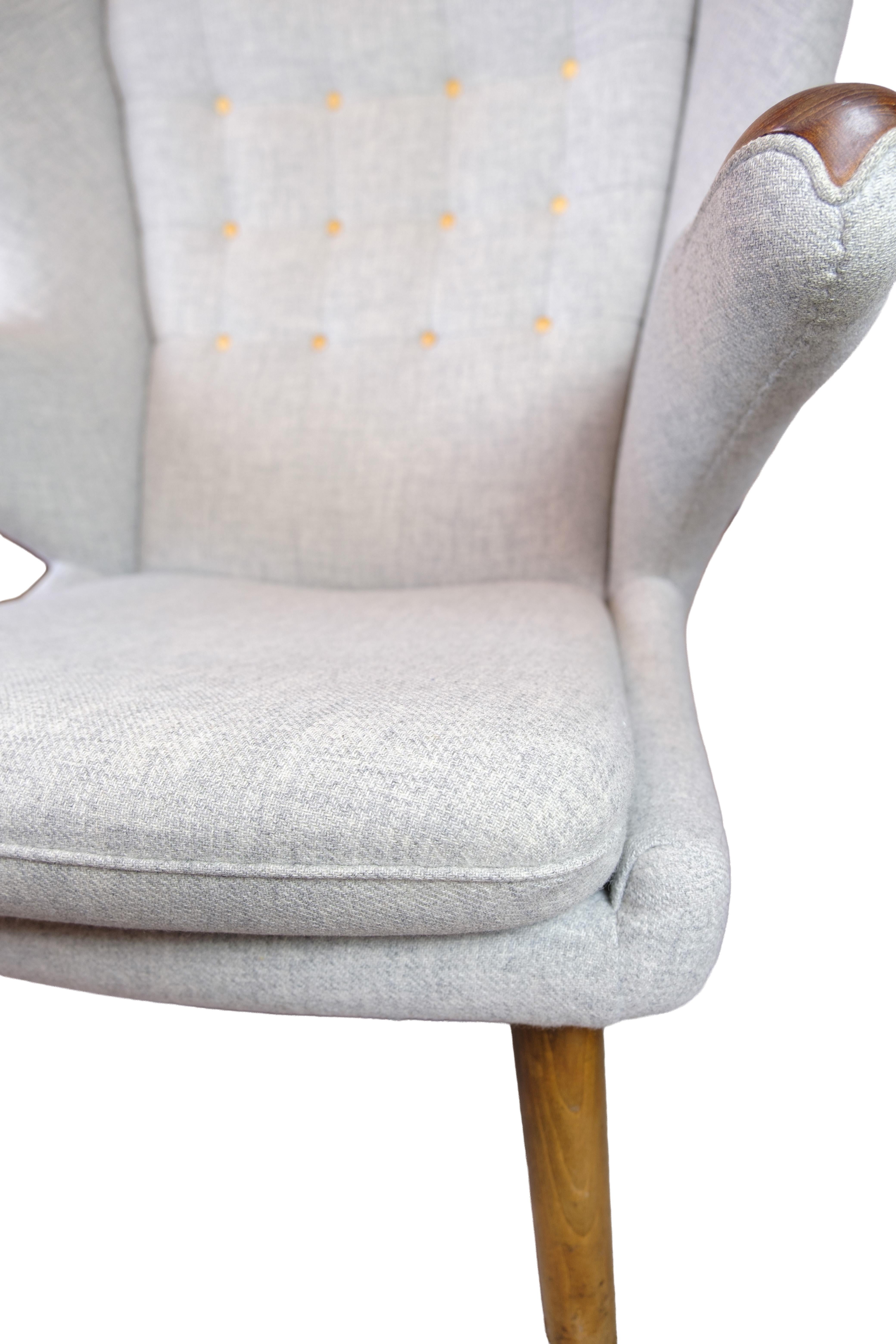 Papa Bär Stuhl Model No. 19 In Grau Hallingdal Mit Teak Nägel Von Hans J. Wegner im Zustand „Gut“ im Angebot in Lejre, DK