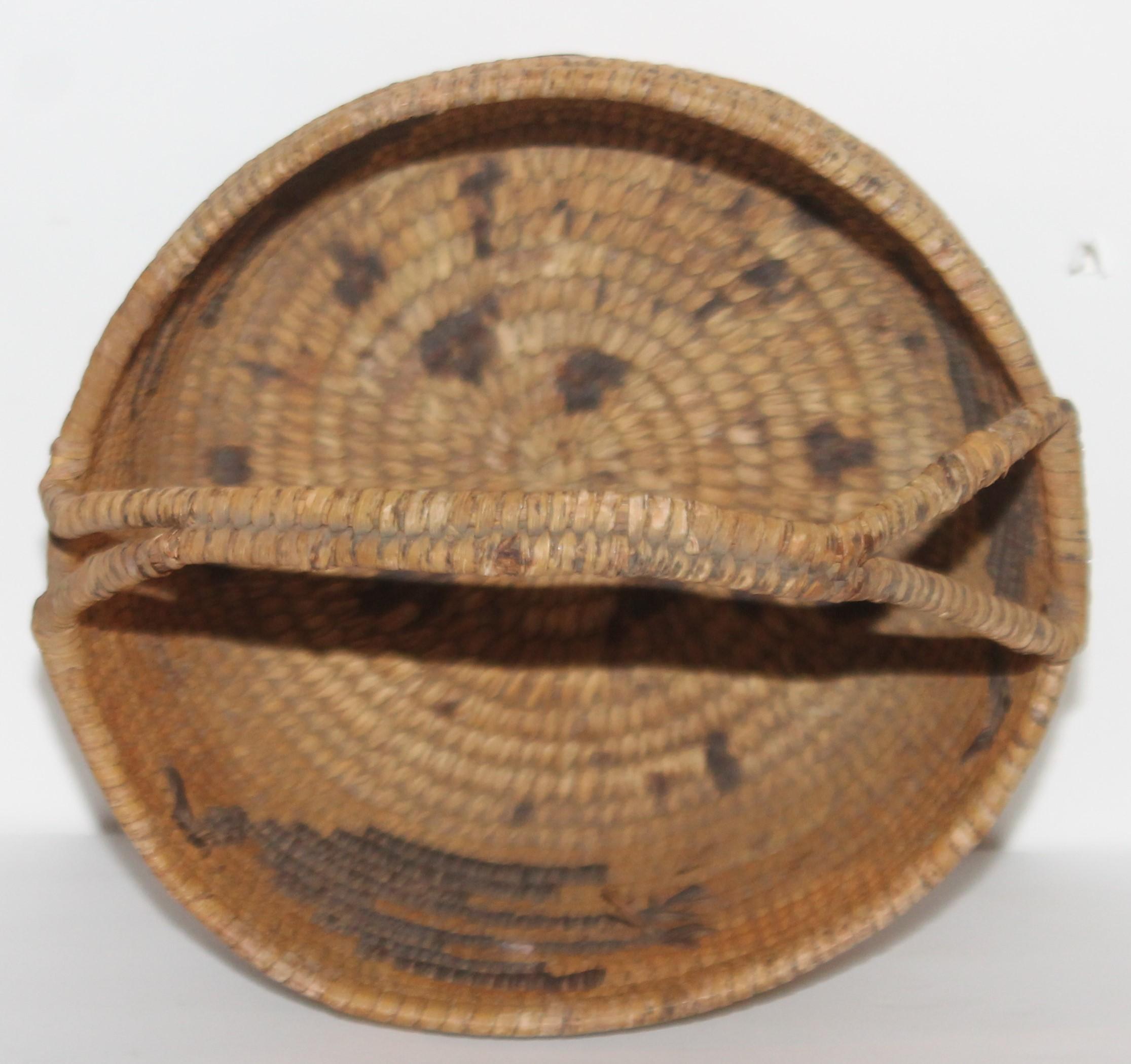 Natural Fiber Papago American Indian Handled Basket