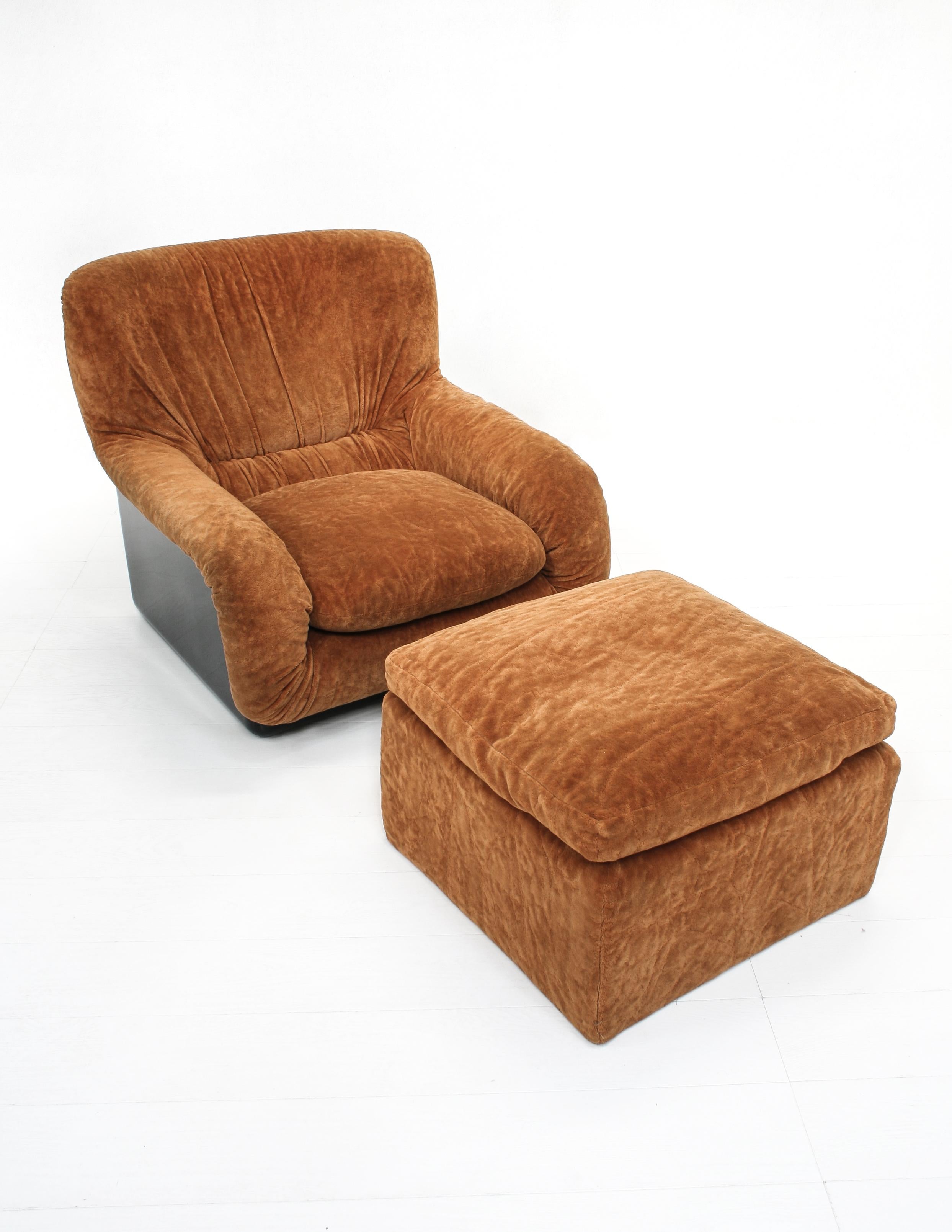 Space Age Papaia Lounge Chairs and Ottoman by Ammannati & Vitelli for Rossi di Albizzate
