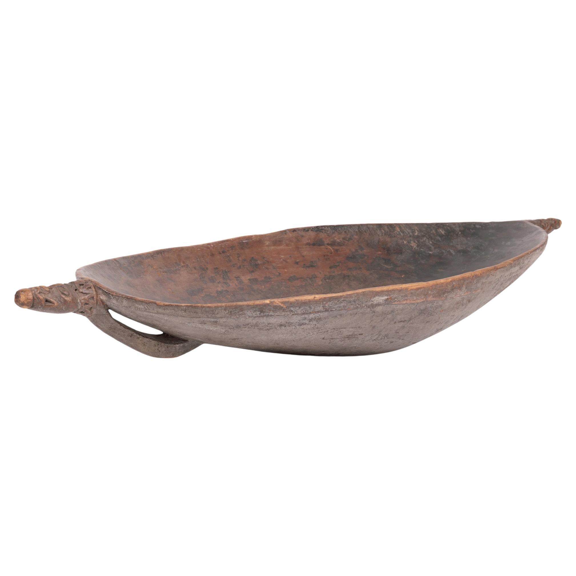 Papau New Guinea Carved Wood Feast Bowl For Sale