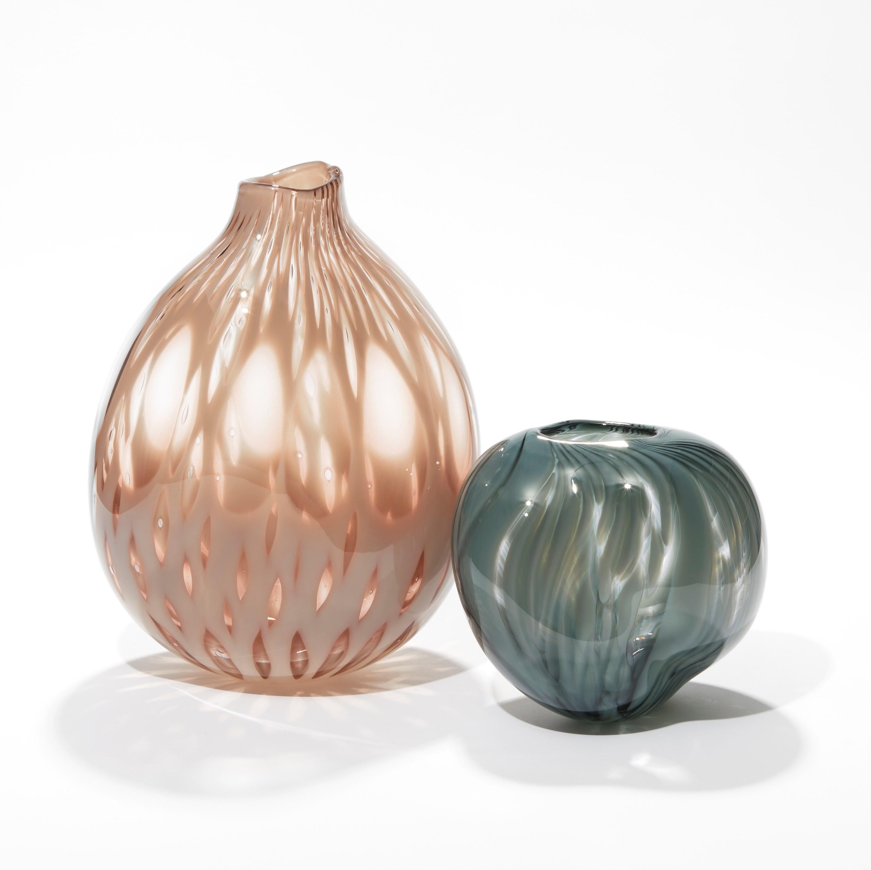 Papaver Aglaja, Soft Dusky Pink Hand Blown Sculptural Vase by Michèle Oberdieck In New Condition In London, GB