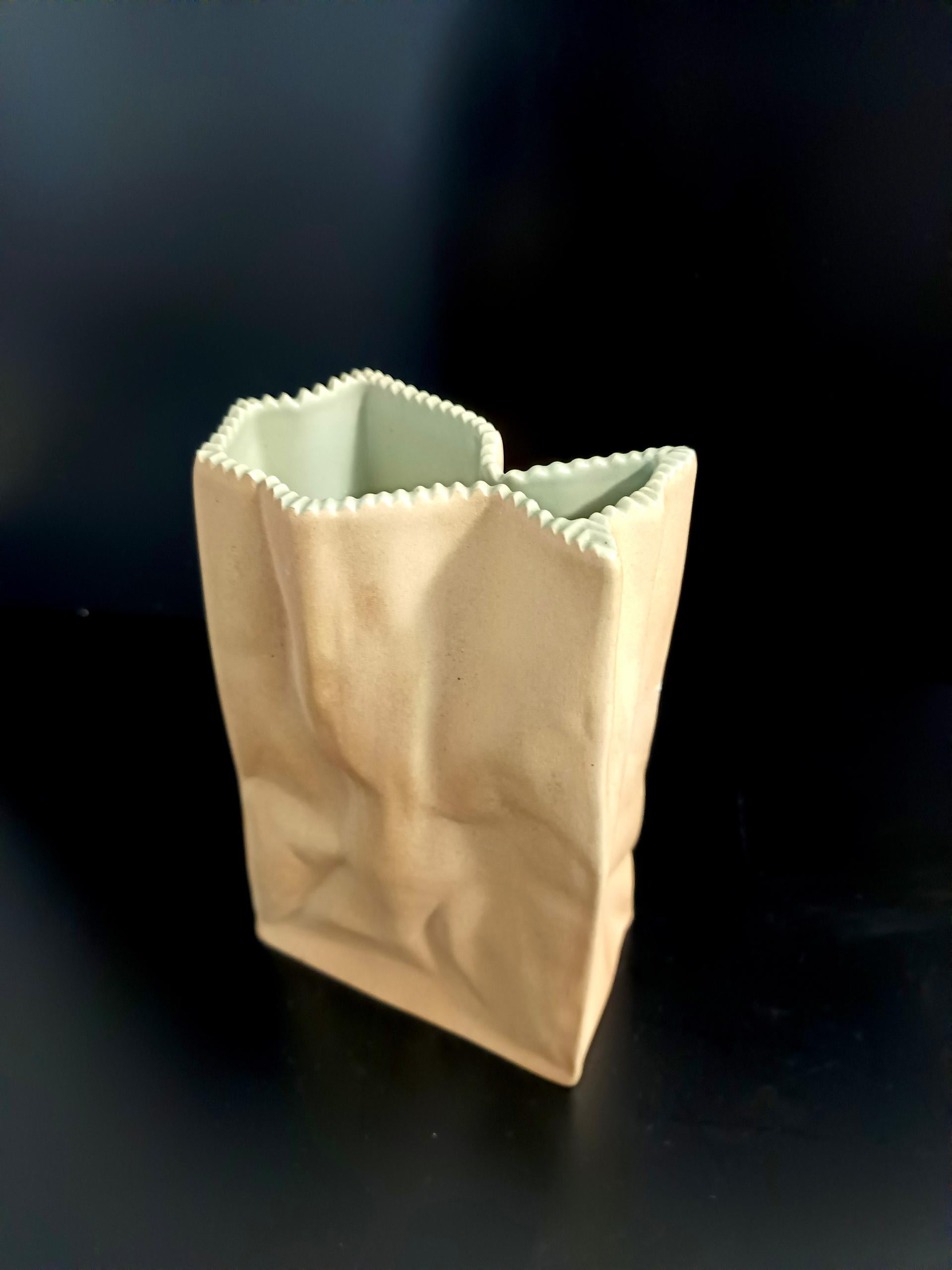 Paper Bag Ceramic Vase by Tapio Wirkkala for Rosenthal  For Sale 1