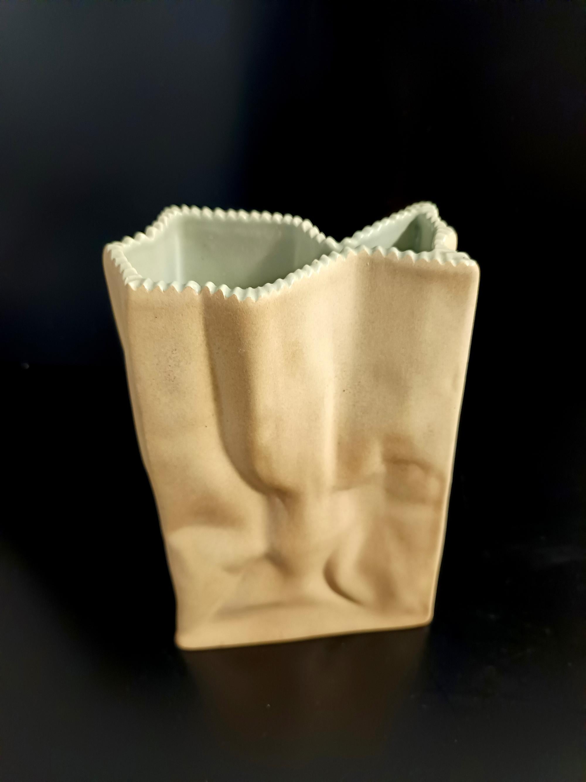 Paper Bag Ceramic Vase by Tapio Wirkkala for Rosenthal  For Sale 2