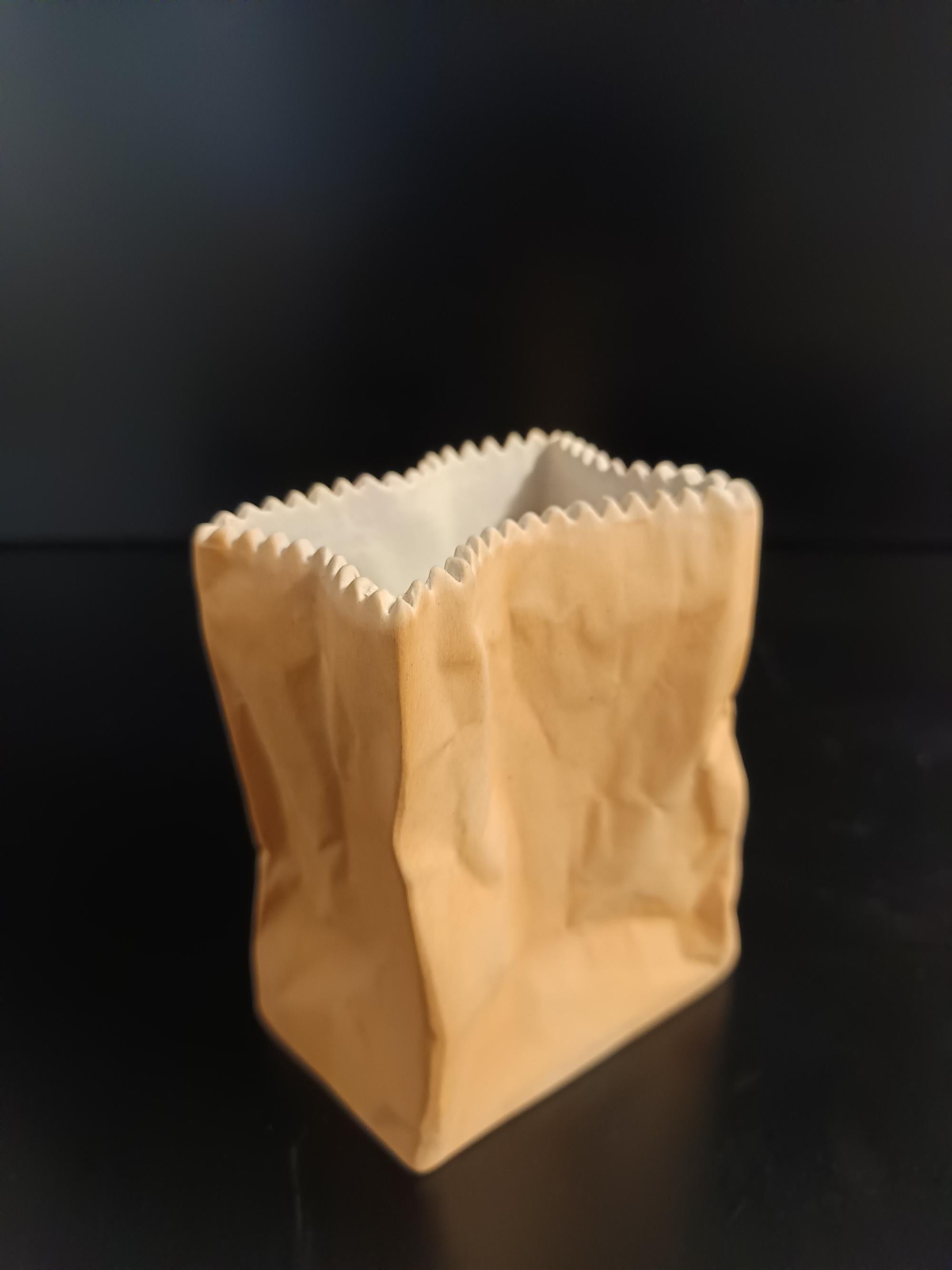 Paper Bag Ceramic Vase by Tapio Wirkkala for Rosenthal  For Sale 2