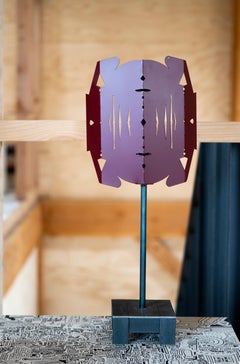 Lámpara de mesa de papel recortado