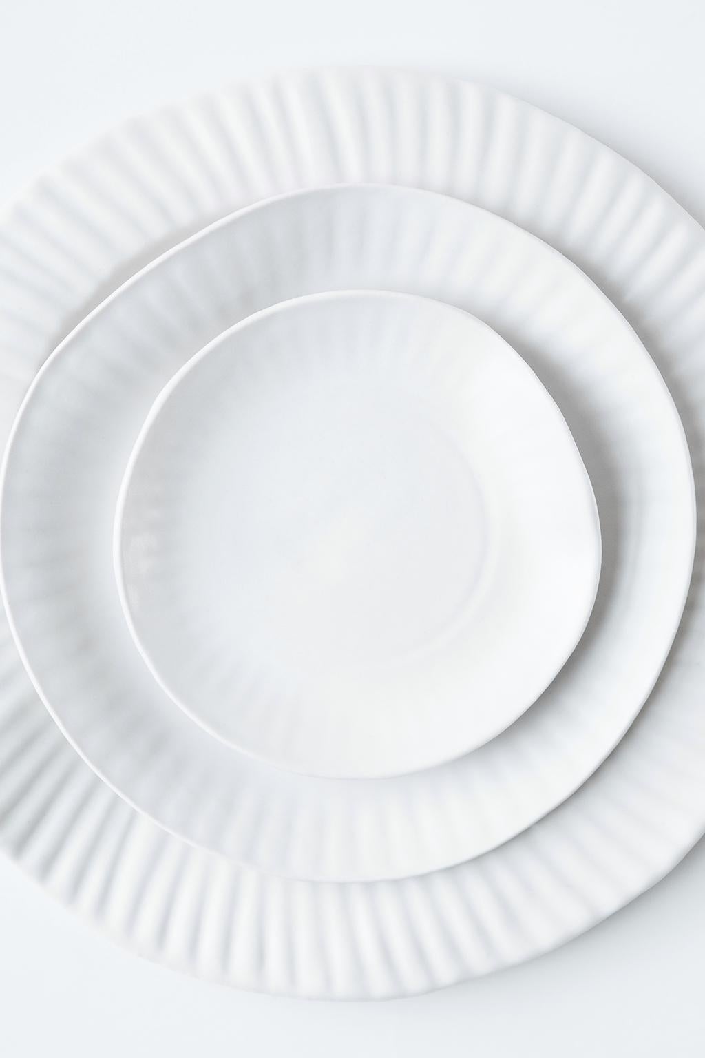 Modern Paper Plate, Set of 18 For Sale
