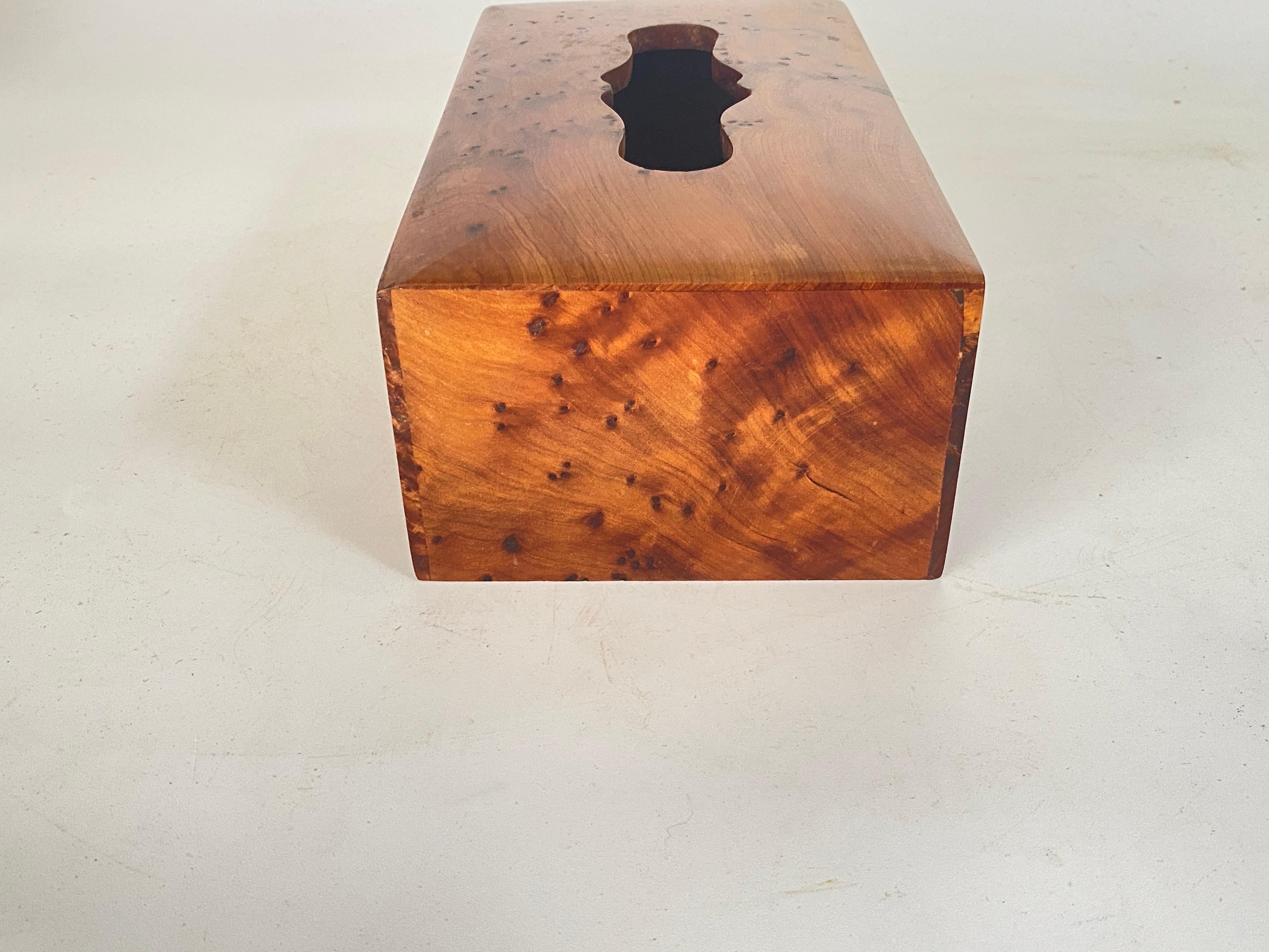 Paper Tissue Burl Wood Box France 1970 Brown Color  In Good Condition For Sale In Auribeau sur Siagne, FR