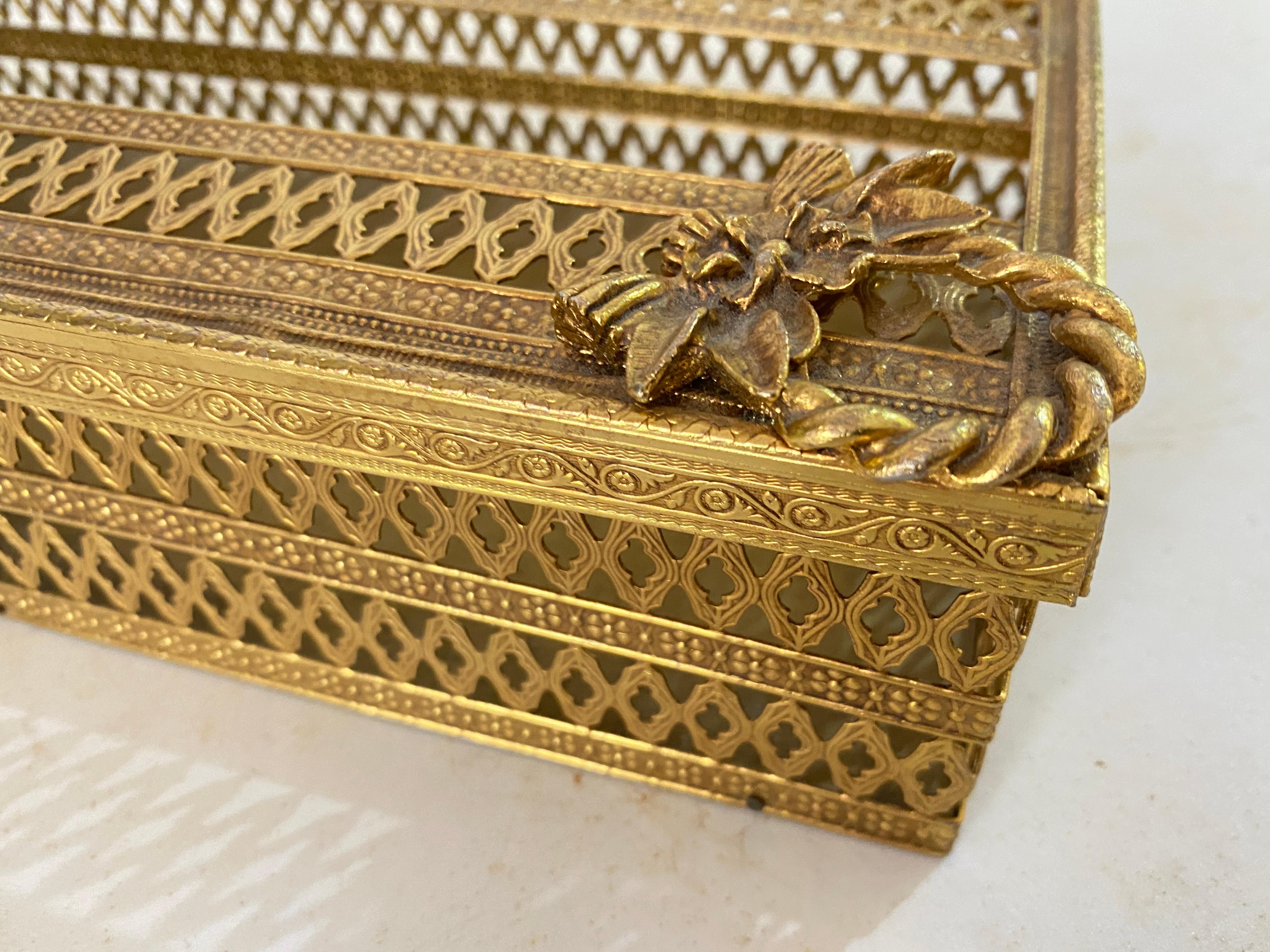 Regency Paper Tissue Gilt Metal Box France 1970 gold Color Regence style  For Sale