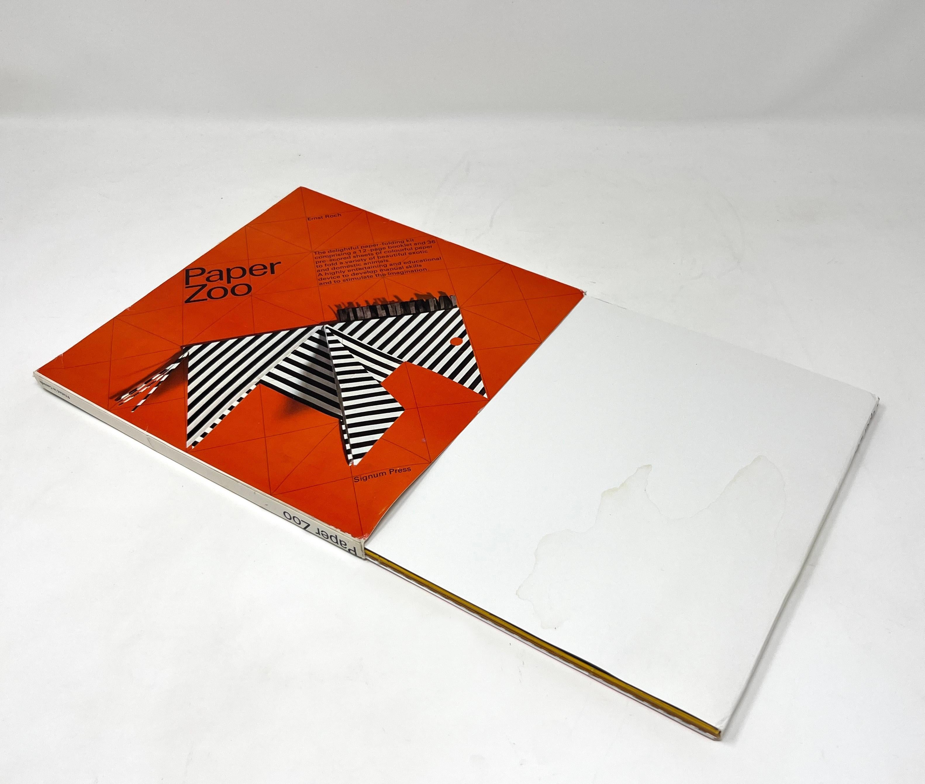 Kit de pliage de papier Origami de Ernst Roch ... 1974, en très bon état Bon état - En vente à Chicago, IL