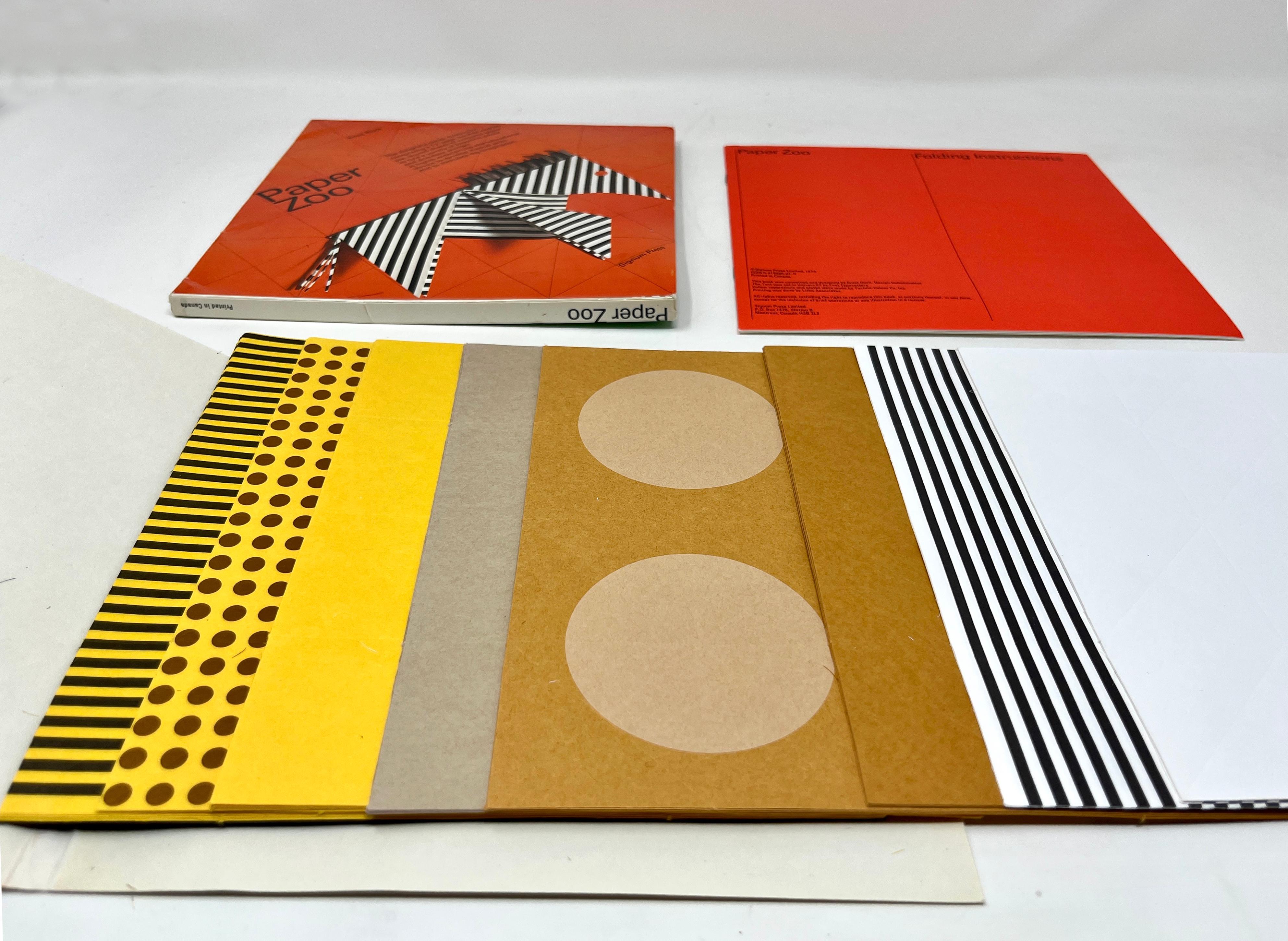 Kit de pliage de papier Origami de Ernst Roch ... 1974, en très bon état en vente 1