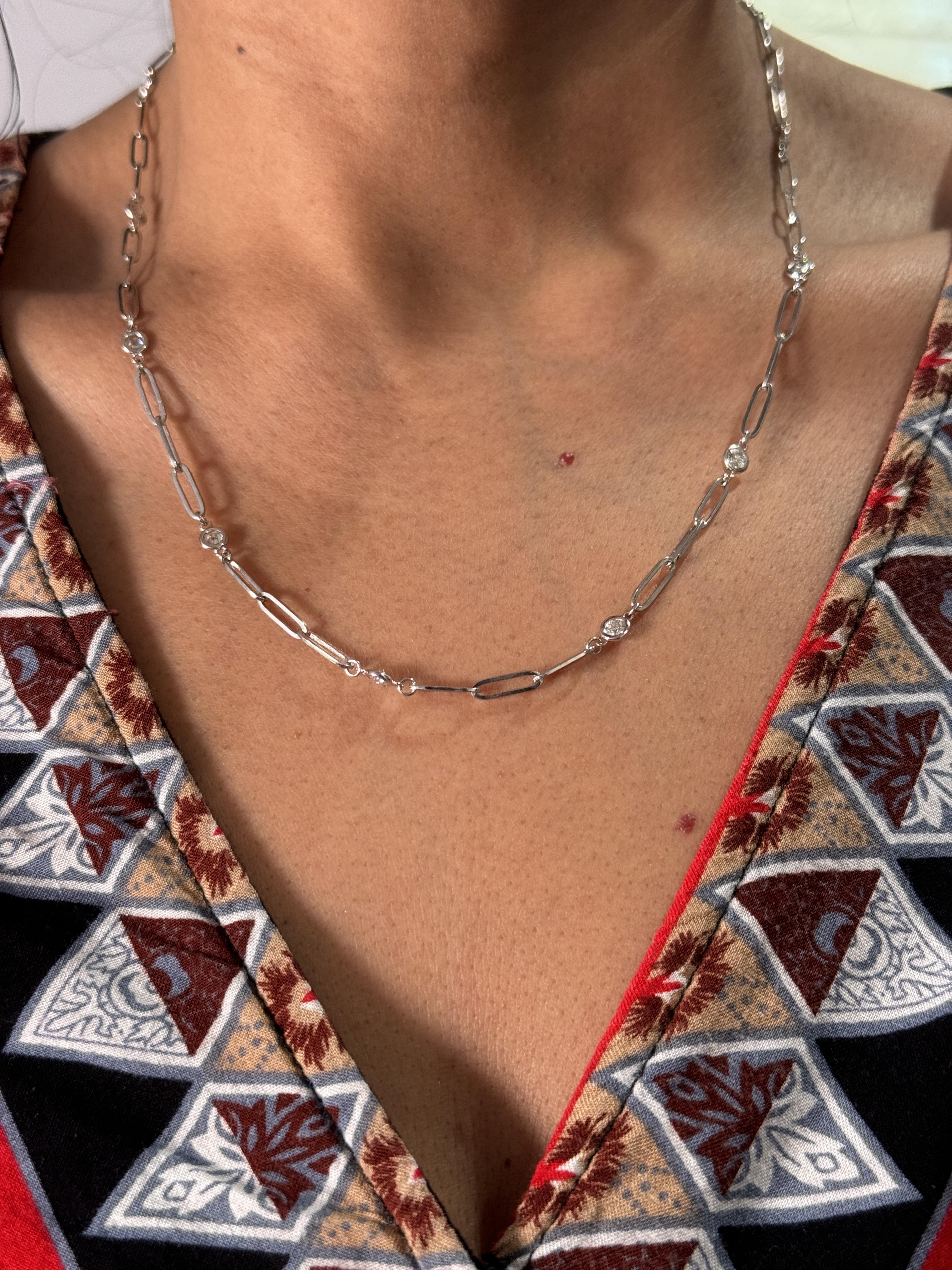 Taille ronde Collier Paperclip de 1,32 carat en or blanc 14 carats en vente