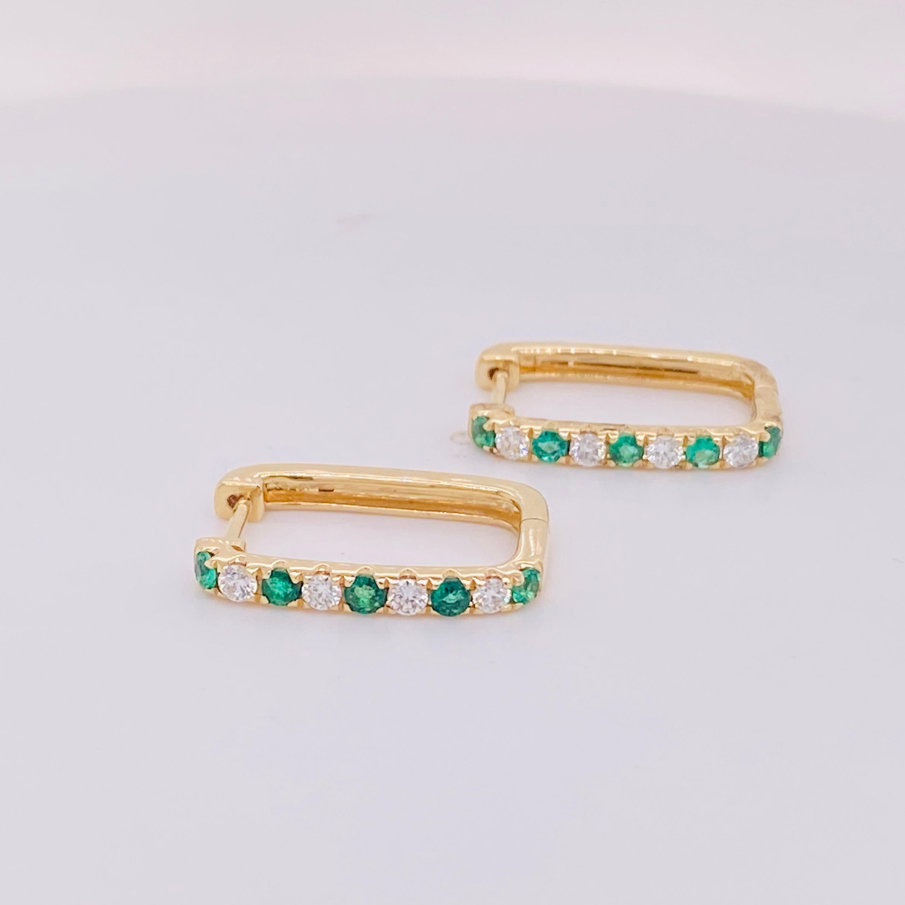 Paperclip Alternating Emerald & Diamond Hinged Hoops 14K Yellow Gold Huggies Neuf - En vente à Austin, TX