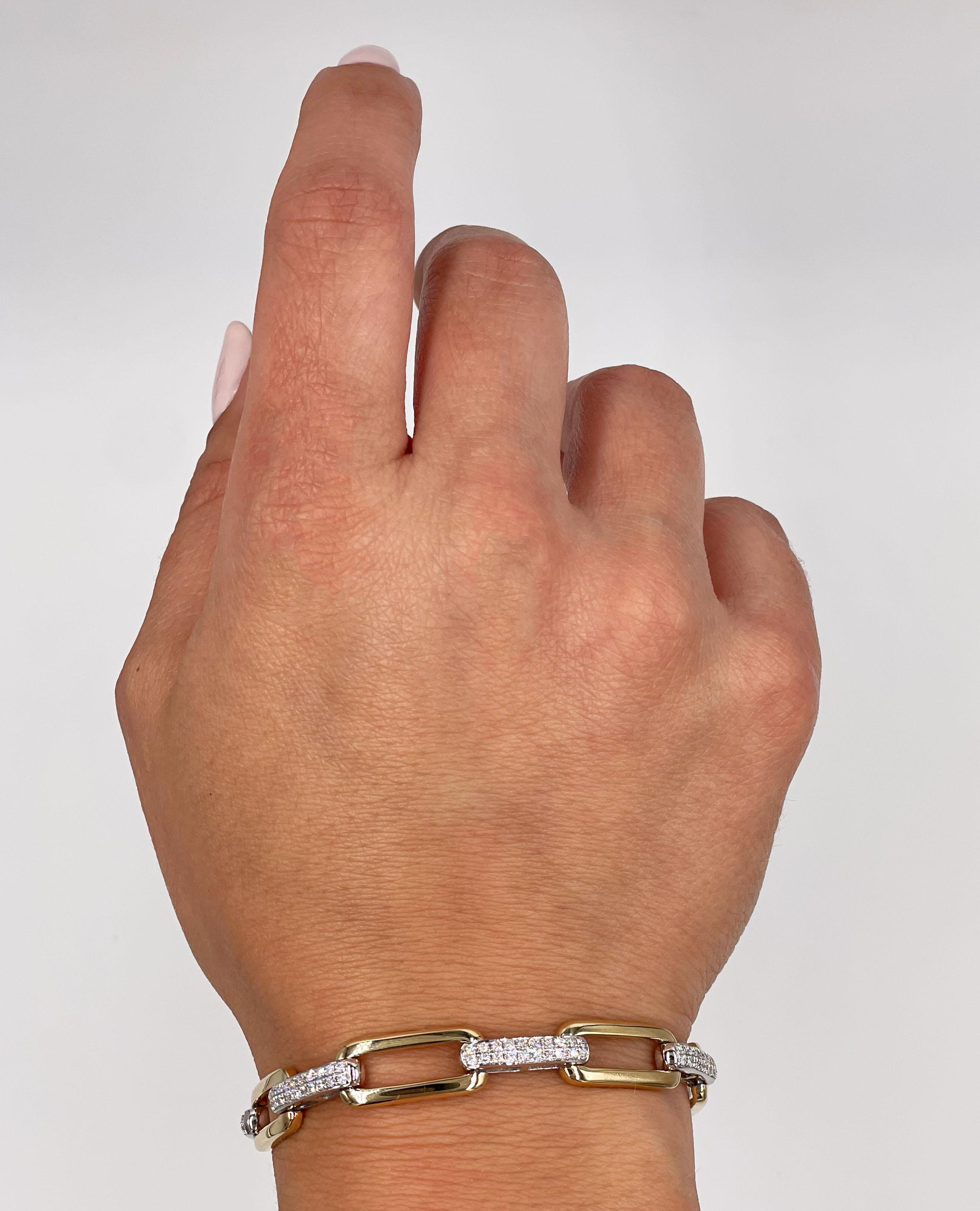 Pulsera clip con diamantes pavé en oro amarillo y blanco de 14 quilates y cierre oculto en venta 2