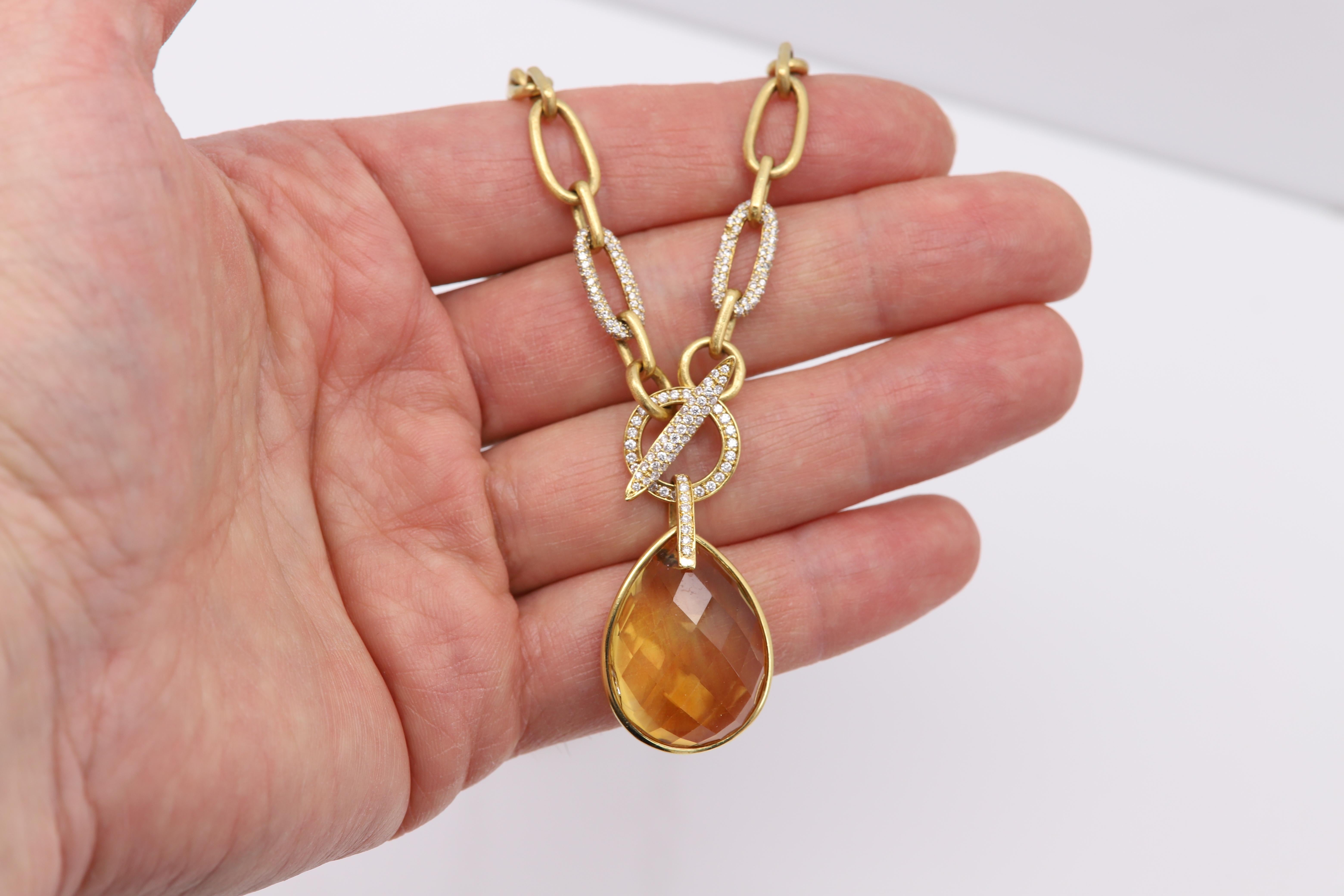 Paperclip Chain Necklace with Large Citrine Gemstone with Diamonds 18 Karat For Sale 2