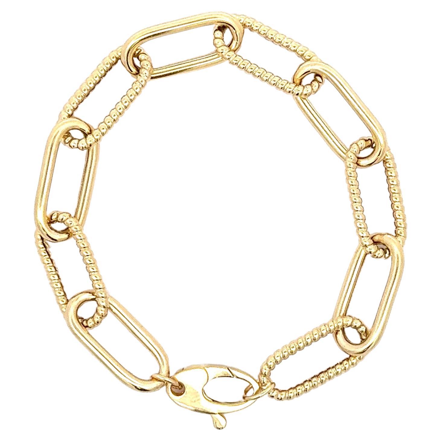 Contemporary Paperclip High Polish & Twisted Link Bracelet 6.6 Grams 14 Karat Yellow Gold For Sale