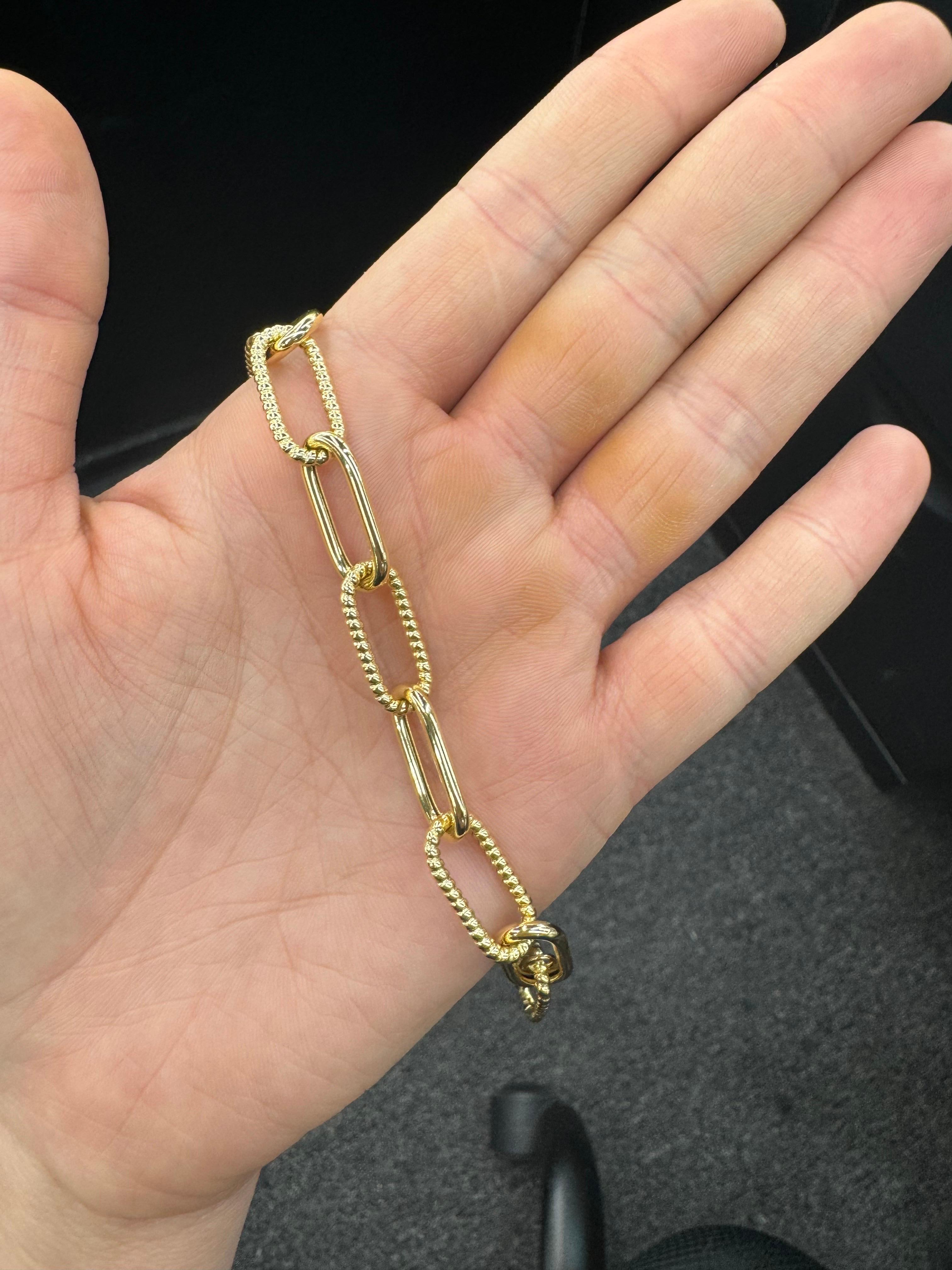 Paperclip High Polish & Twisted Link Bracelet 6.6 Grams 14 Karat Yellow Gold For Sale 1