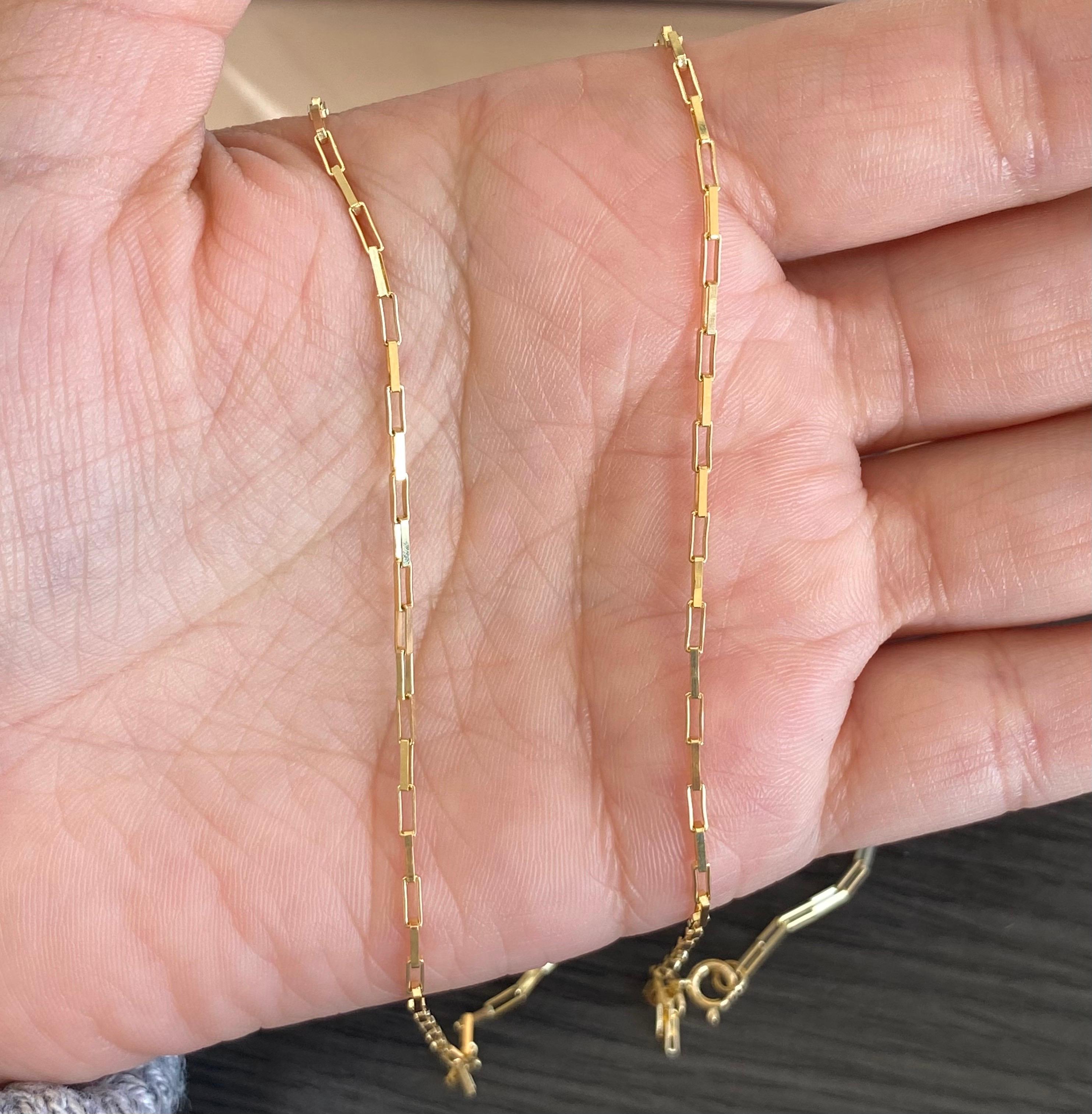 Modern Paperclip Necklace in 14 Karat Yellow Gold For Sale
