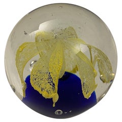 Presse-papiers attribués à Baccarat